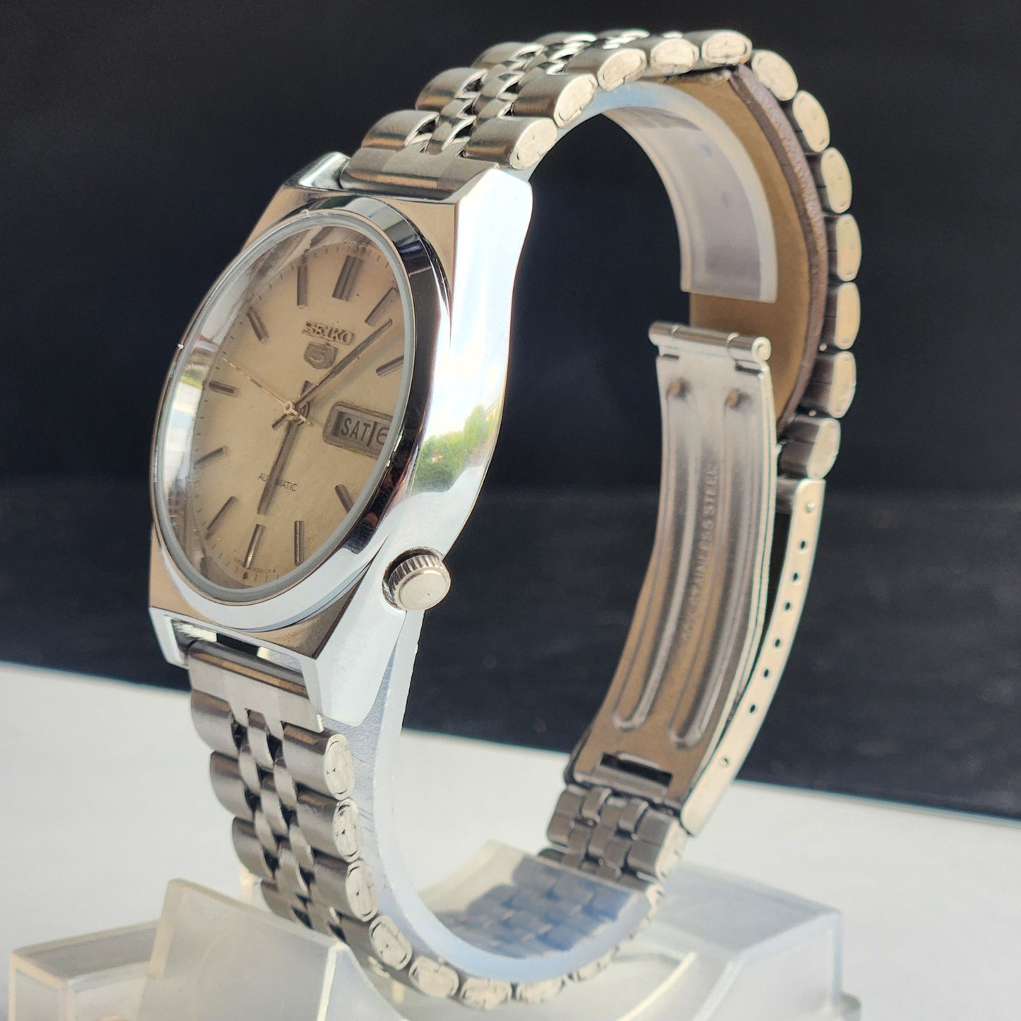 Vintage 1984 Original Seiko 5 Automatic 6309-9900 White Face 17 Jewels Day-Date Japanese Men's Wrist Watch EG118