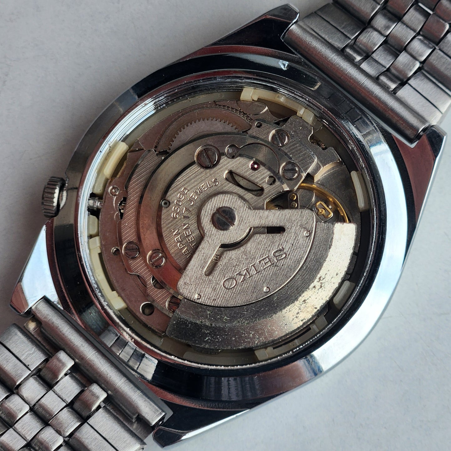 Vintage 1984 Original Seiko 5 Automatic 6309-9900 White Face 17 Jewels Day-Date Japanese Men's Wrist Watch EG118