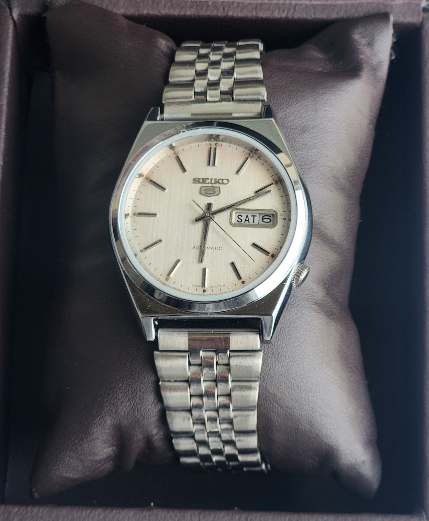 Vintage 1984 Original Seiko 5 Automatic 6309-9900 White Face 17 Jewels Day-Date Japanese Men's Wrist Watch EG118