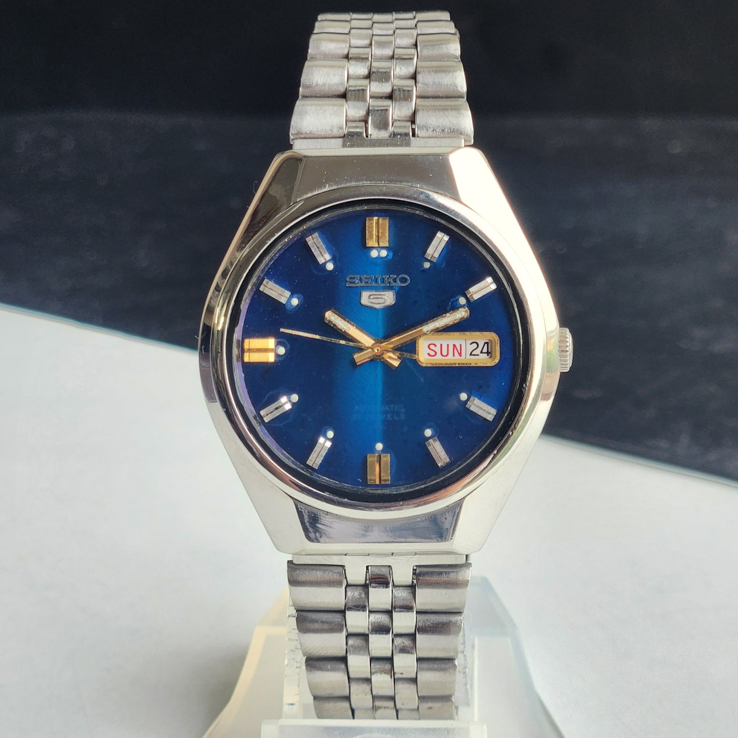 Vintage 1977 Original Seiko 5 Automatic 6319-8050 Blue Face 21 Jewels Day-Date Japanese Men's Wrist Watch EG121
