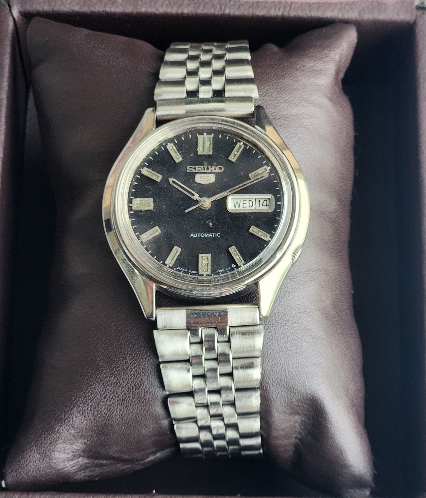 Vintage 1981 Original Seiko 5 Automatic 6309-8230 Black Face 17 Jewels Day-Date Japanese Men's Wrist Watch EG124