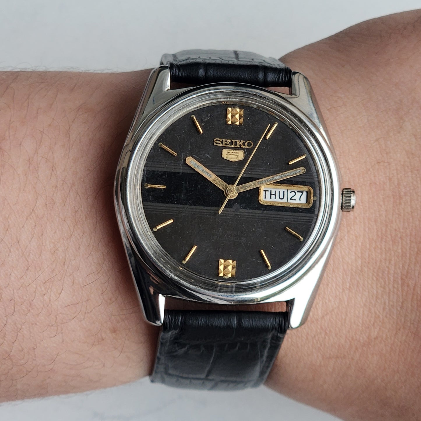 Vintage 1982 Original Seiko 5 Automatic 6309-5680 Black Face 17 Jewels Day-Date Japanese Men's Wrist Watch EG126
