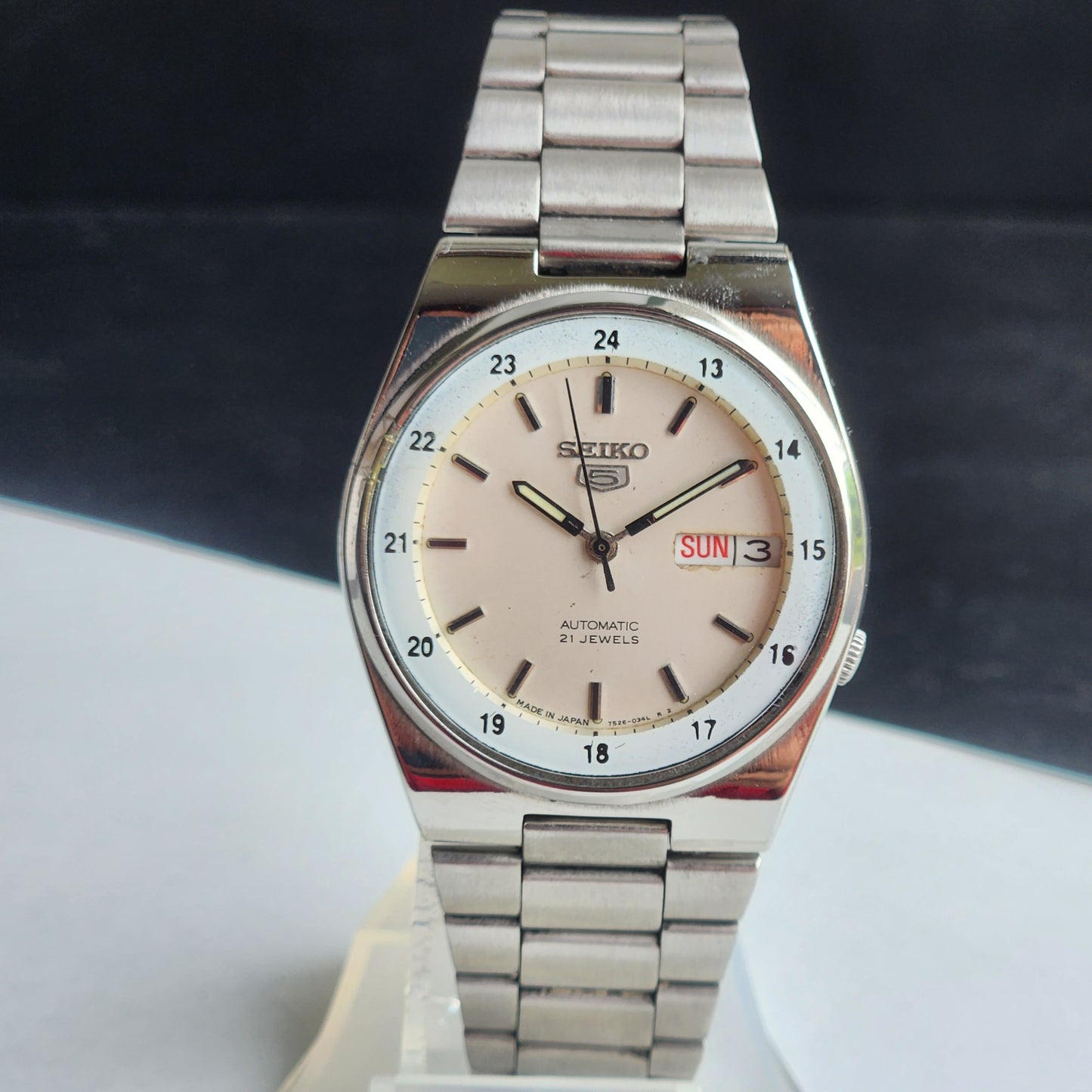 Vintage 1997 Original Seiko 5 Automatic 7S26-3130 White Face 21 Jewels Day-Date Japanese Men's Wrist Watch EG131