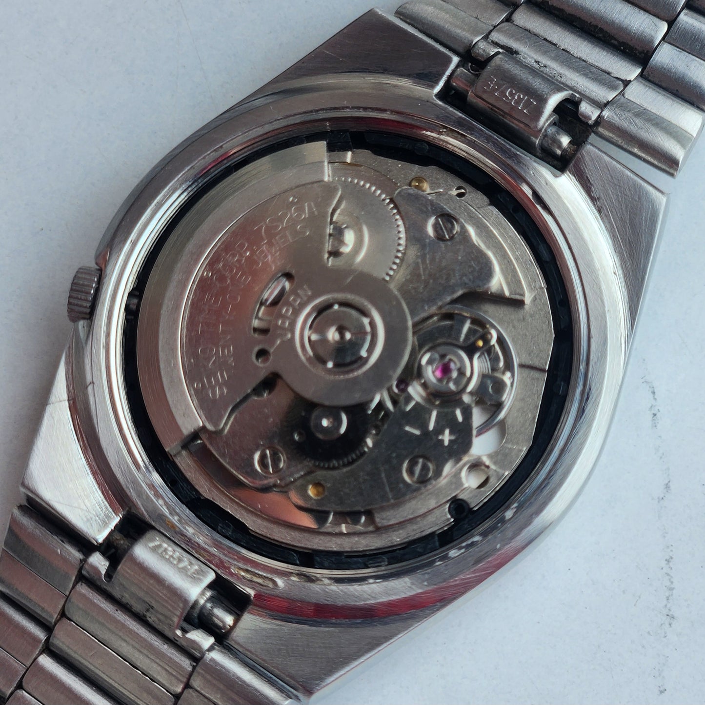 Vintage 1997 Original Seiko 5 Automatic 7S26-3130 White Face 21 Jewels Day-Date Japanese Men's Wrist Watch EG131