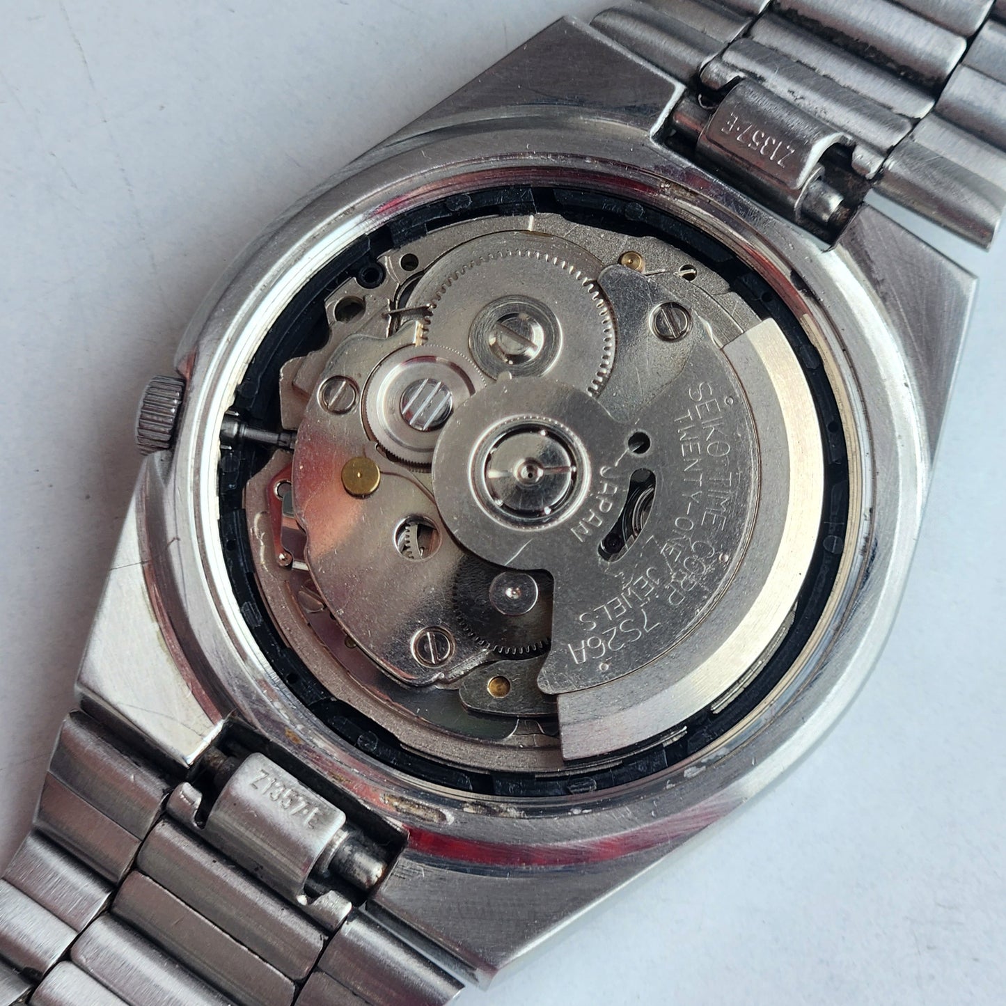 Vintage 1997 Original Seiko 5 Automatic 7S26-3130 White Face 21 Jewels Day-Date Japanese Men's Wrist Watch EG131