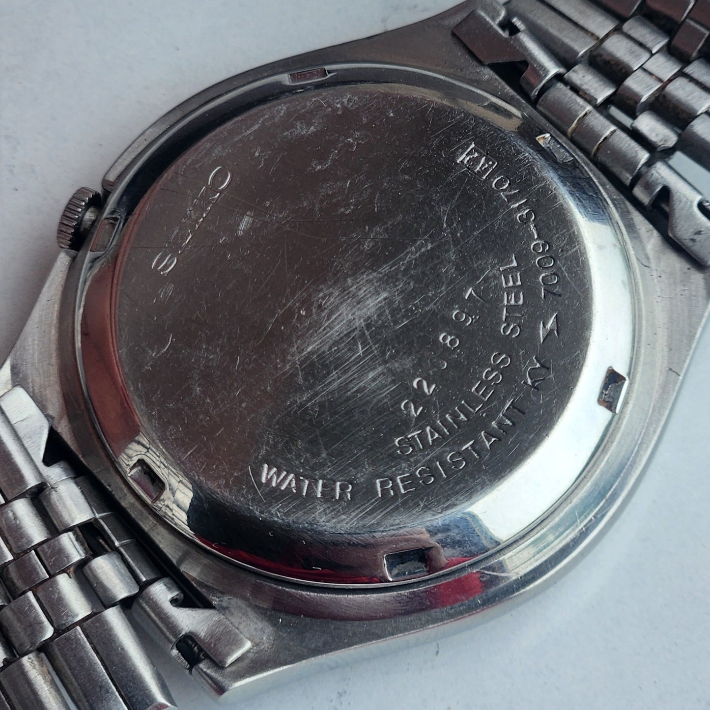 Vintage 1982 Original Seiko 5 Automatic 7009-3170 Black Face 17 Jewels Day-Date Japanese Men's Wrist Watch EG133