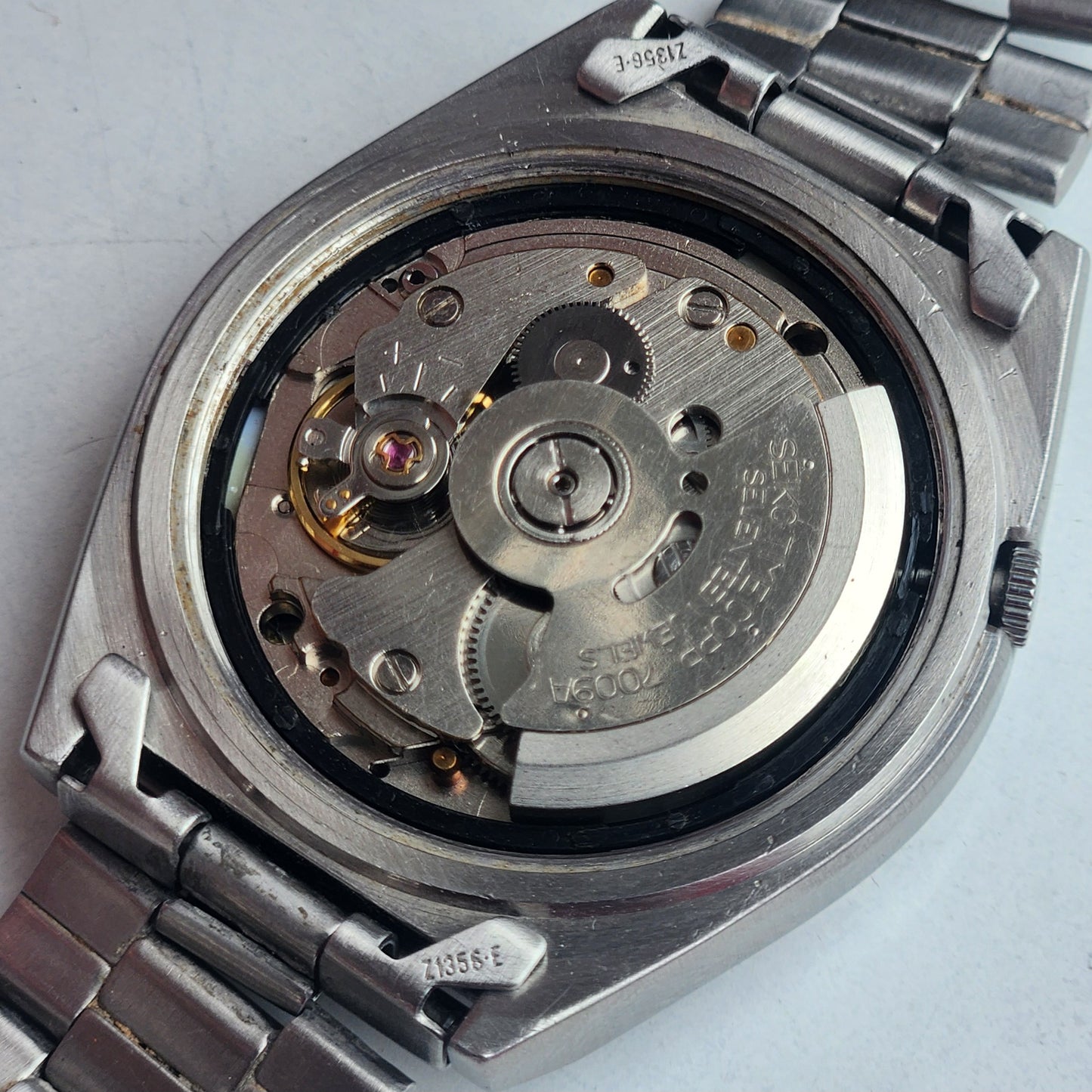 Vintage 1982 Original Seiko 5 Automatic 7009-3170 Black Face 17 Jewels Day-Date Japanese Men's Wrist Watch EG134