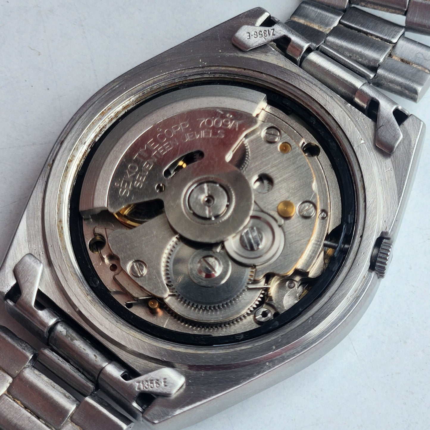Vintage 1982 Original Seiko 5 Automatic 7009-3170 Black Face 17 Jewels Day-Date Japanese Men's Wrist Watch EG134