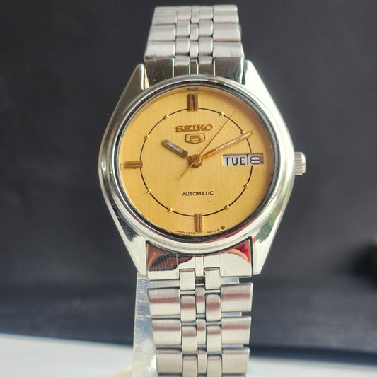 Vintage 1977 Original Seiko 5 Automatic 6309-6240 Golden Face 17 Jewels Day-Date Japanese Men's Wrist Watch EG139