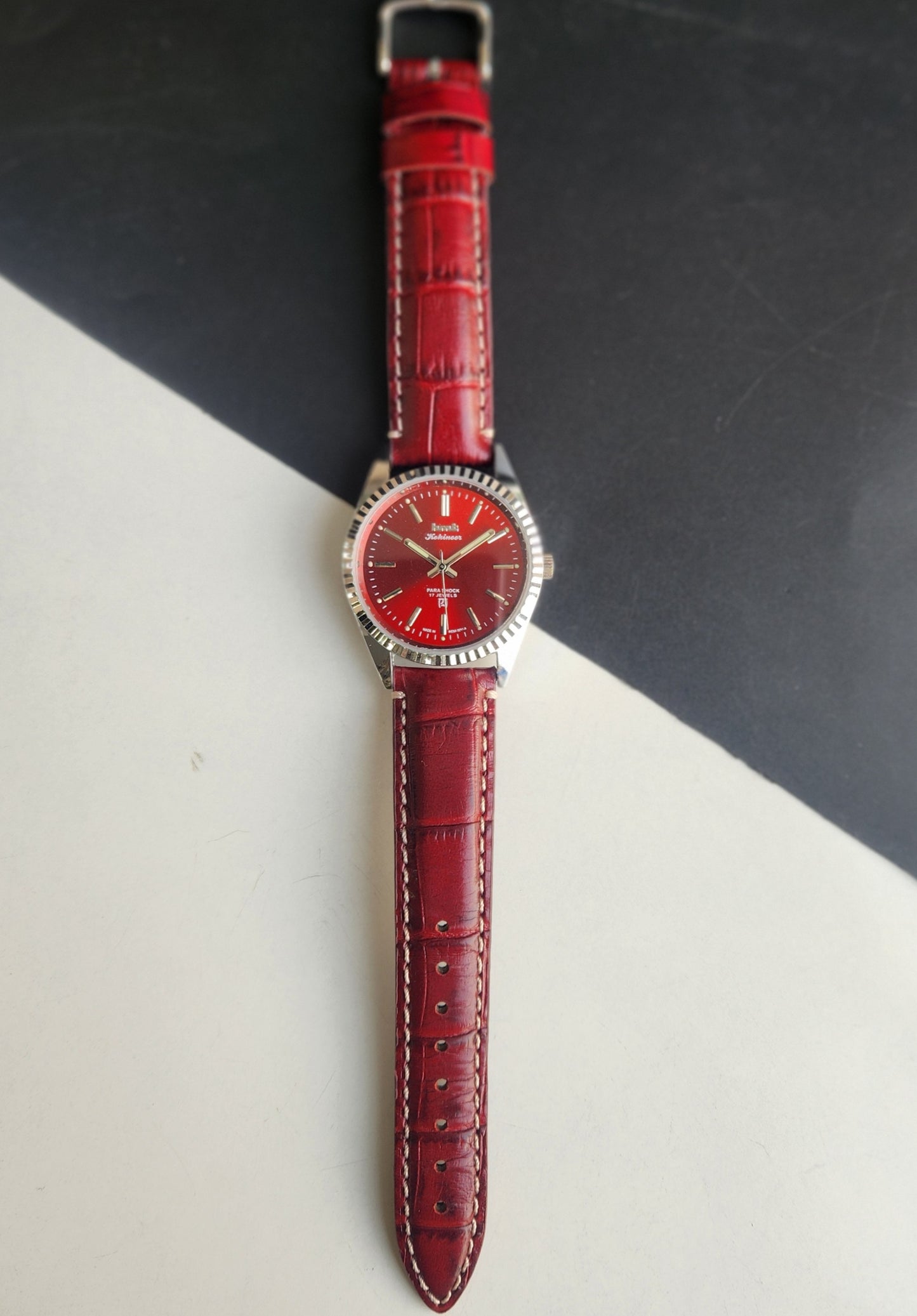 Vintage HMT Kohinoor Hand Winding 17 Jewels Red Face Fluted Bezel Red Leather strap Men's Wrist Watch G45