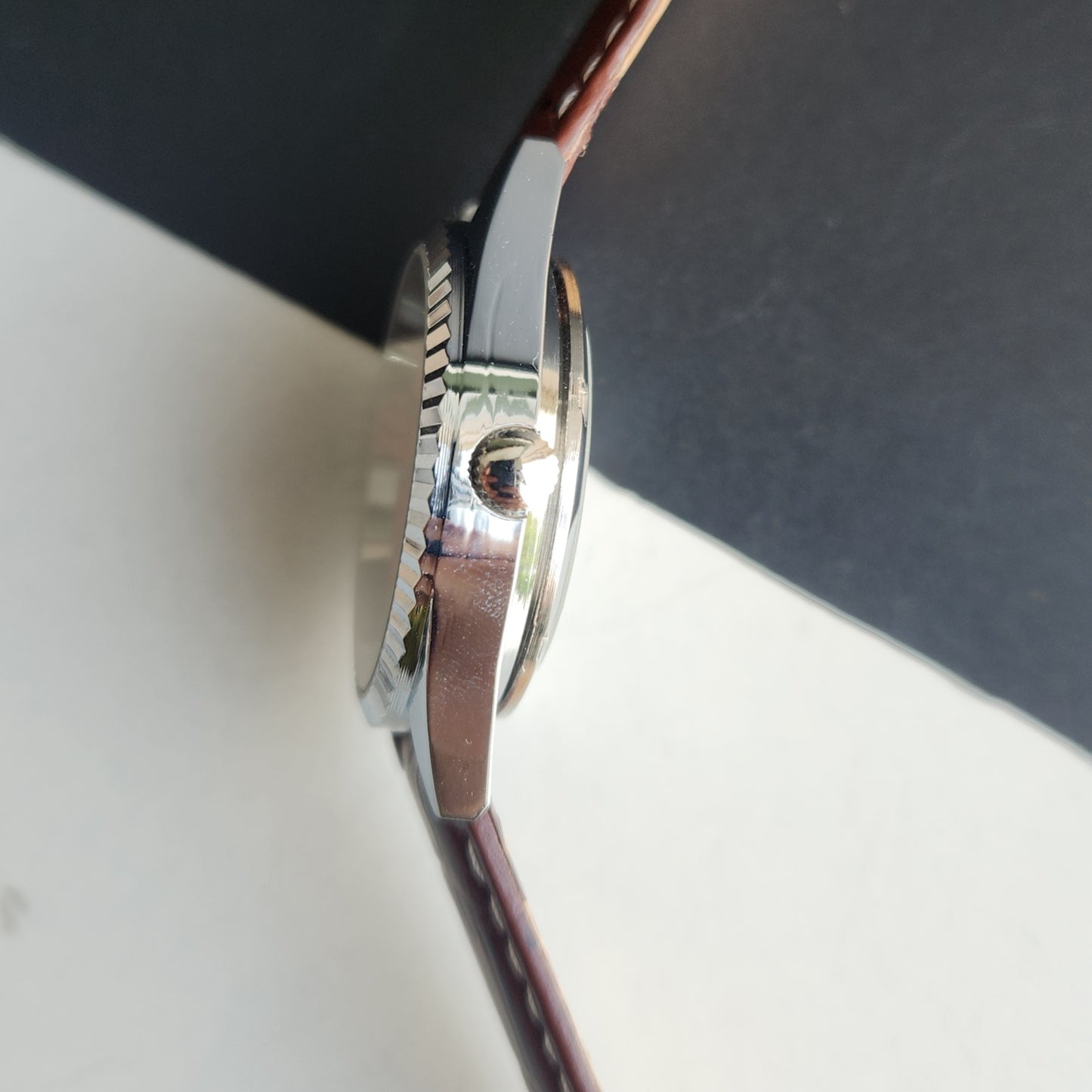 Vintage HMT Kohinoor Hand Winding 17 Jewels Peach Face Fluted Bezel Brown Leather strap Men's Wrist Watch G44
