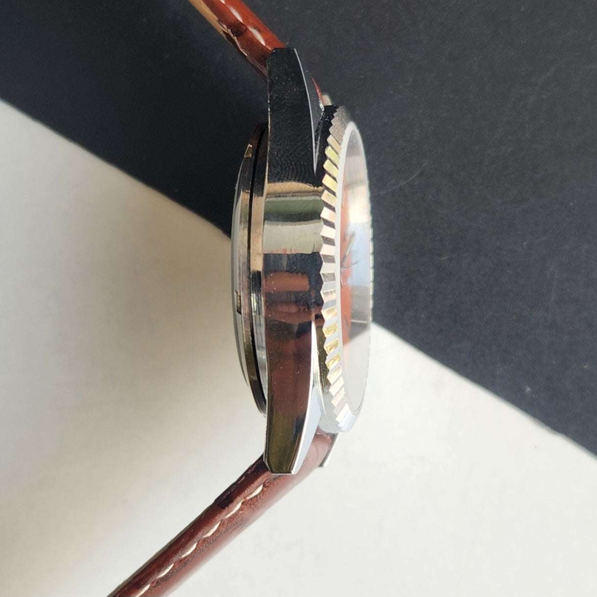 Vintage HMT Kohinoor Hand Winding 17 Jewels Peach Face Fluted Bezel Brown Leather strap Men's Wrist Watch G44