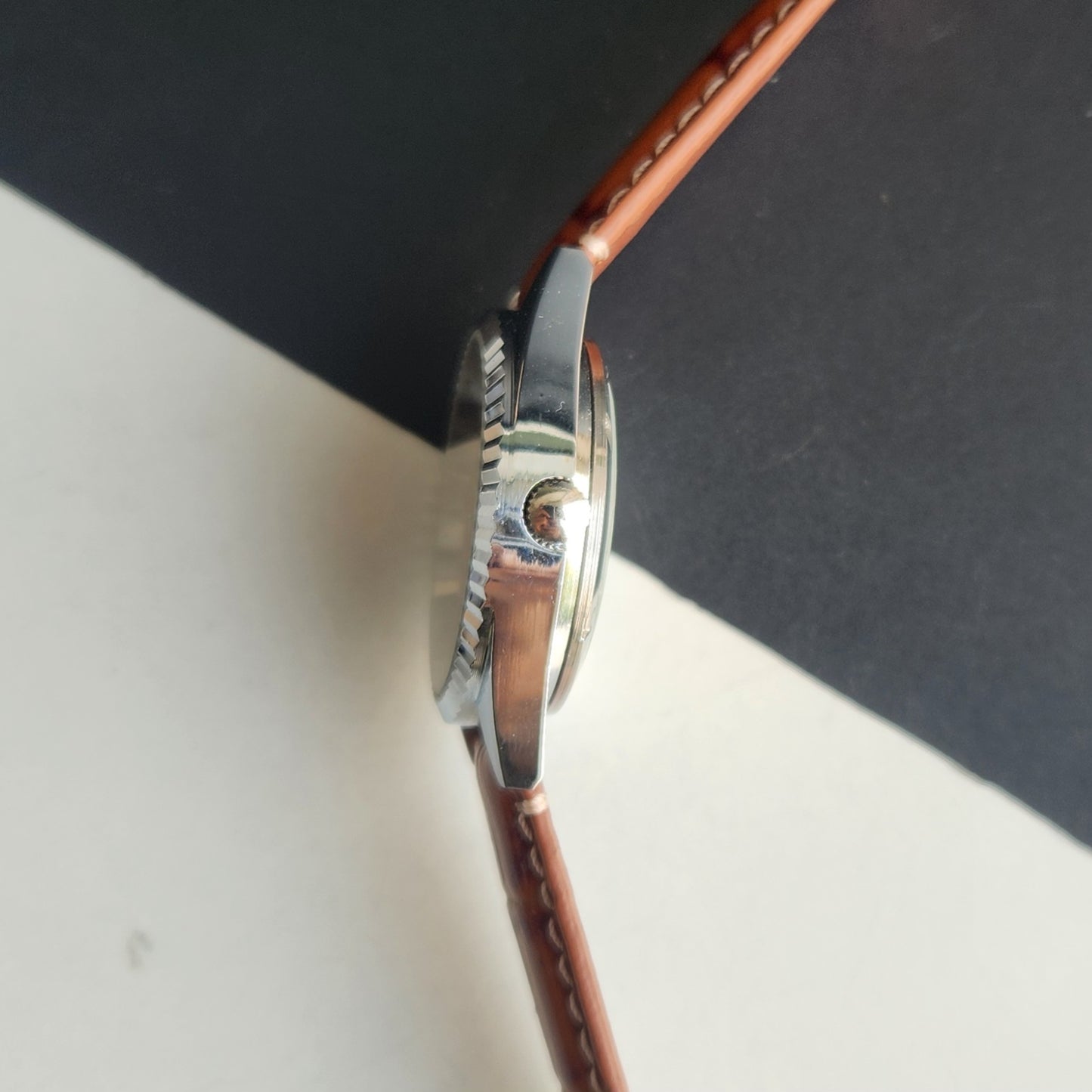 Vintage HMT Kohinoor Hand Winding 17 Jewels Orange Face Fluted Bezel Brown Leather strap Men's Wrist Watch G42