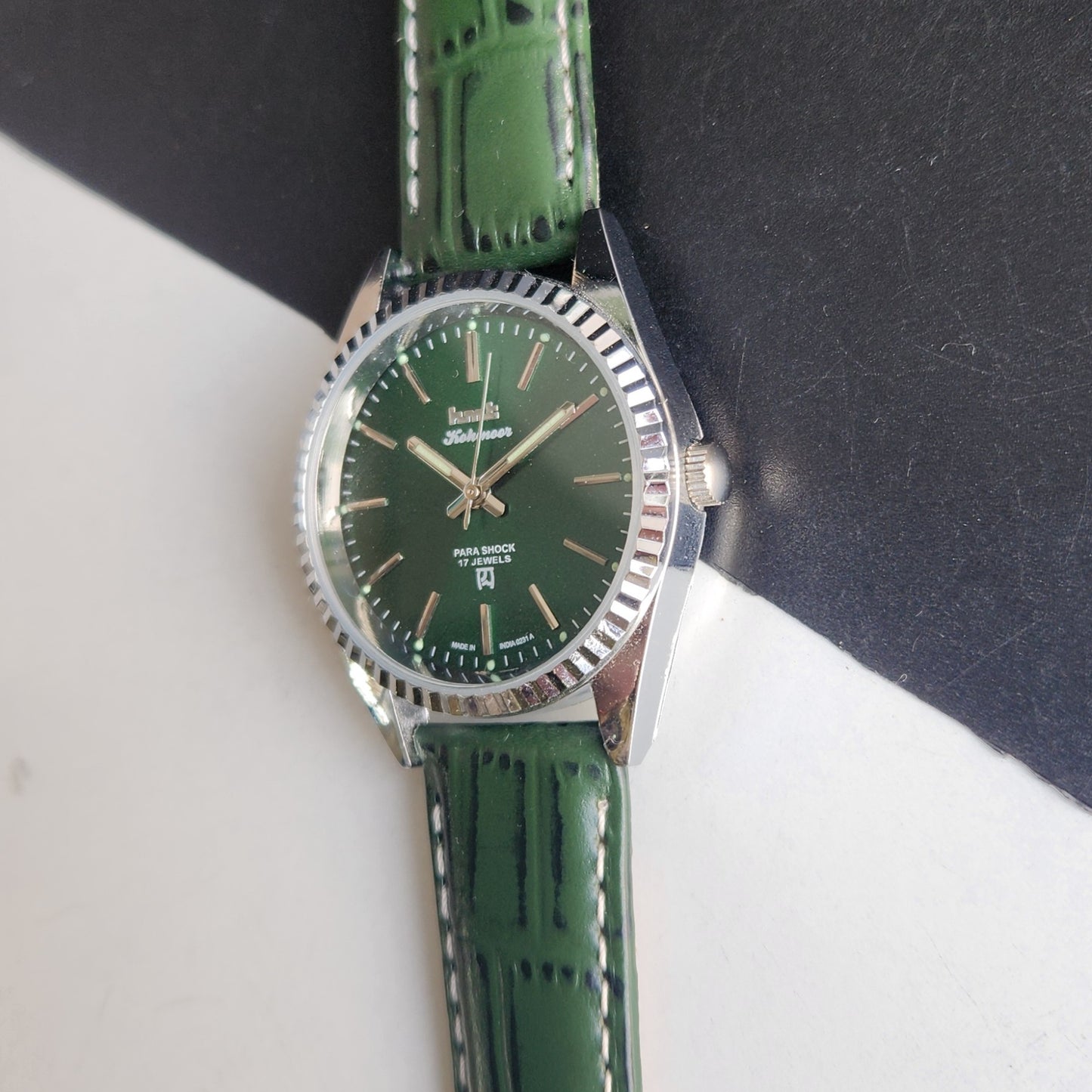 Vintage HMT Kohinoor Hand Winding 17 Jewels Green Face Fluted Bezel Green Leather strap Men's Wrist Watch G41