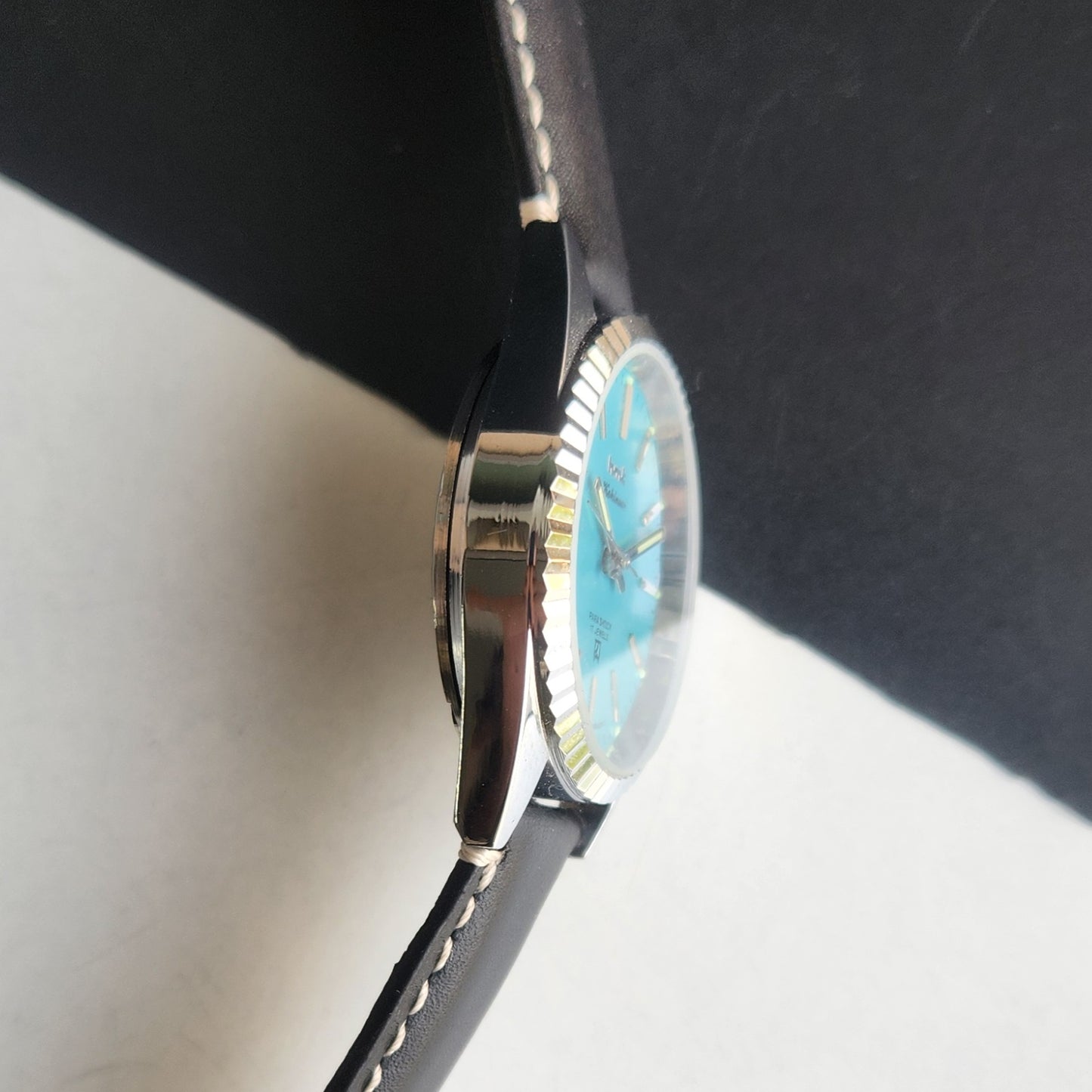 Vintage HMT Kohinoor Hand Winding 17 Jewels Sky Blue Face Fluted Bezel Black Leather strap Men's Wrist Watch G36