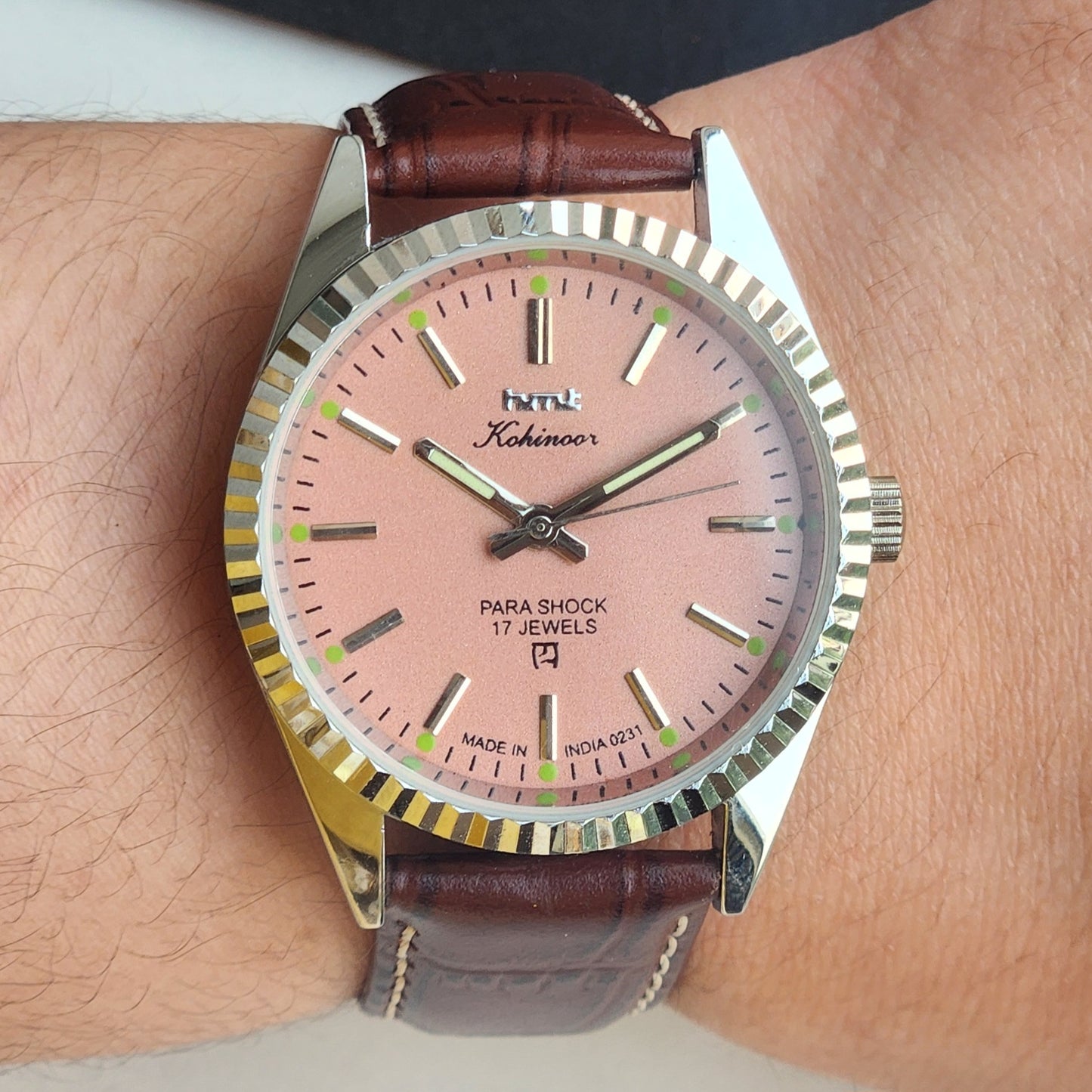 Vintage HMT Kohinoor Hand Winding 17 Jewels Peach Face Fluted Bezel Brown Leather strap Men's Wrist Watch G44