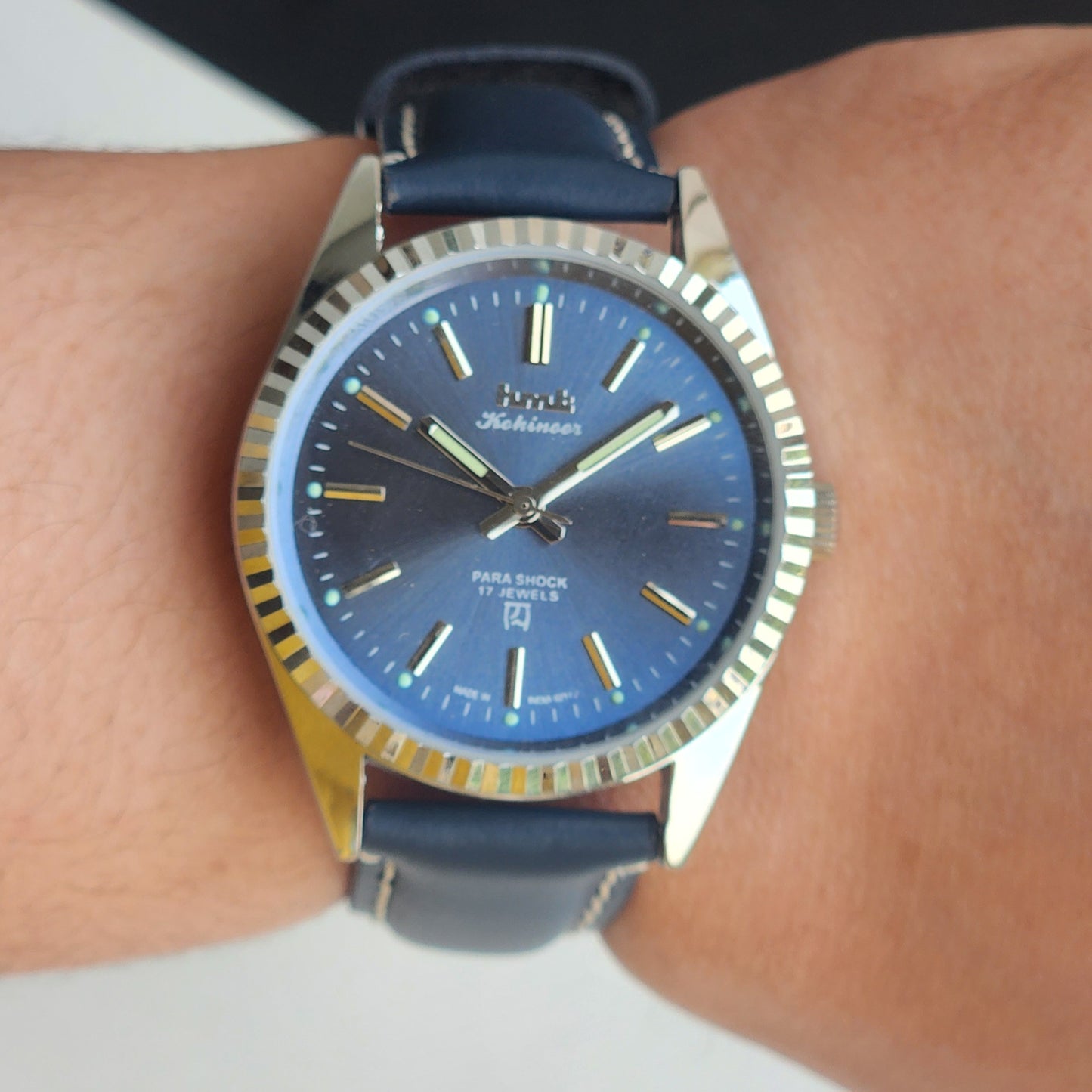 Vintage HMT Kohinoor Hand Winding 17 Jewels Blue Face Fluted Bezel Blue Leather strap Men's Wrist Watch G35