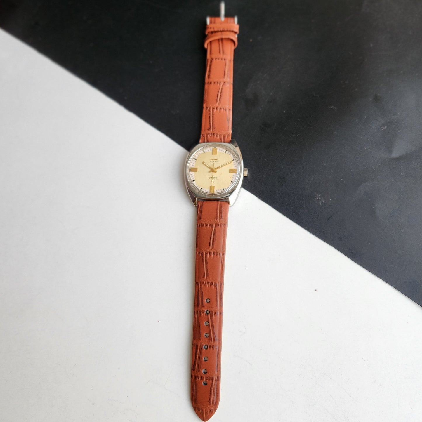 Vintage Original HMT Vijay Hand Winding 17 Jewels Golden Face Brown Leather Strap Men's Wrist Watch F98