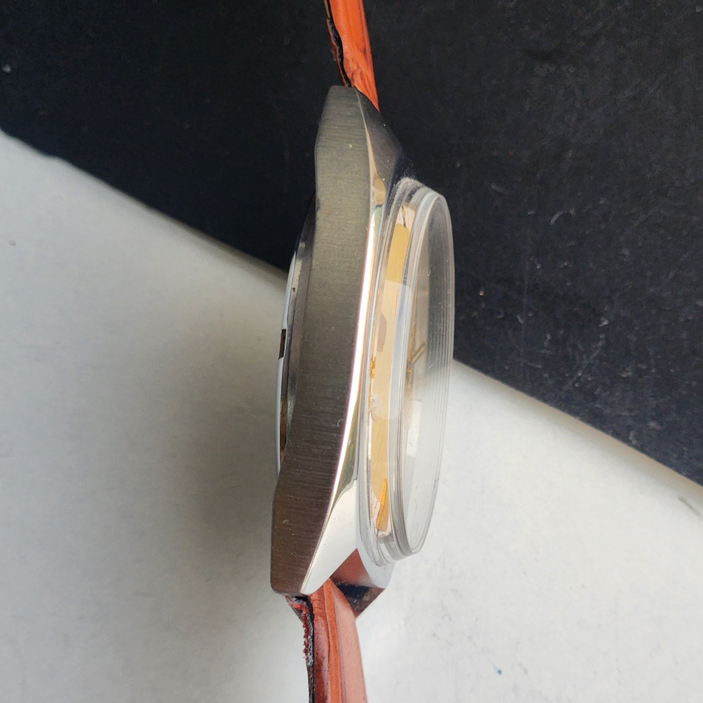 Vintage Original HMT Vijay Hand Winding 17 Jewels Golden Face Brown Leather Strap Men's Wrist Watch F98