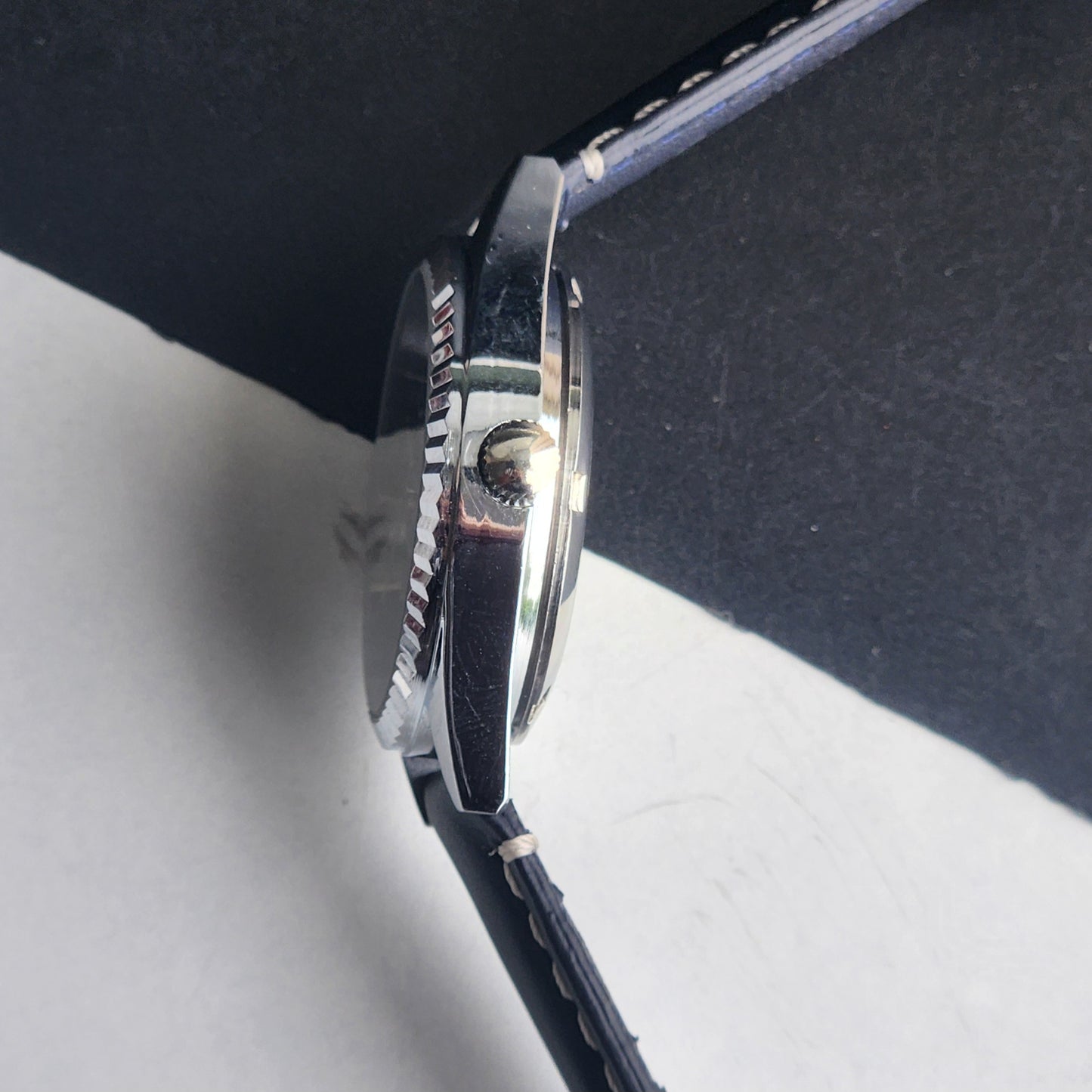 Vintage HMT Kohinoor Hand Winding 17 Jewels Blue Face Fluted Bezel Blue Leather strap Men's Wrist Watch G35