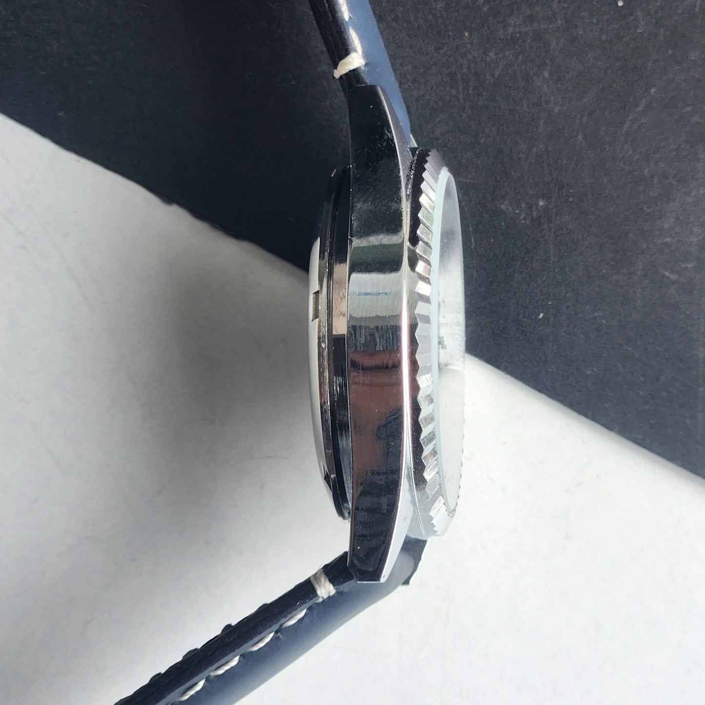Vintage HMT Kohinoor Hand Winding 17 Jewels Blue Face Fluted Bezel Blue Leather strap Men's Wrist Watch G35