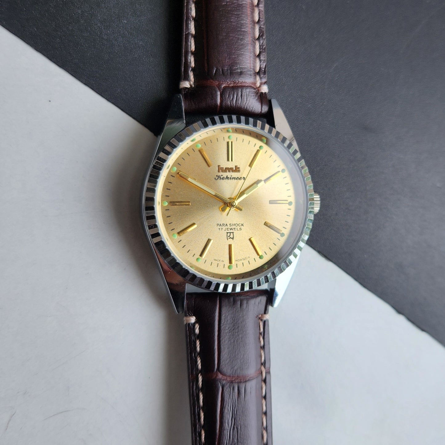 Vintage HMT Kohinoor Hand Winding 17 Jewels Golden Face Fluted Bezel Brown Leather strap Men's Wrist Watch G33