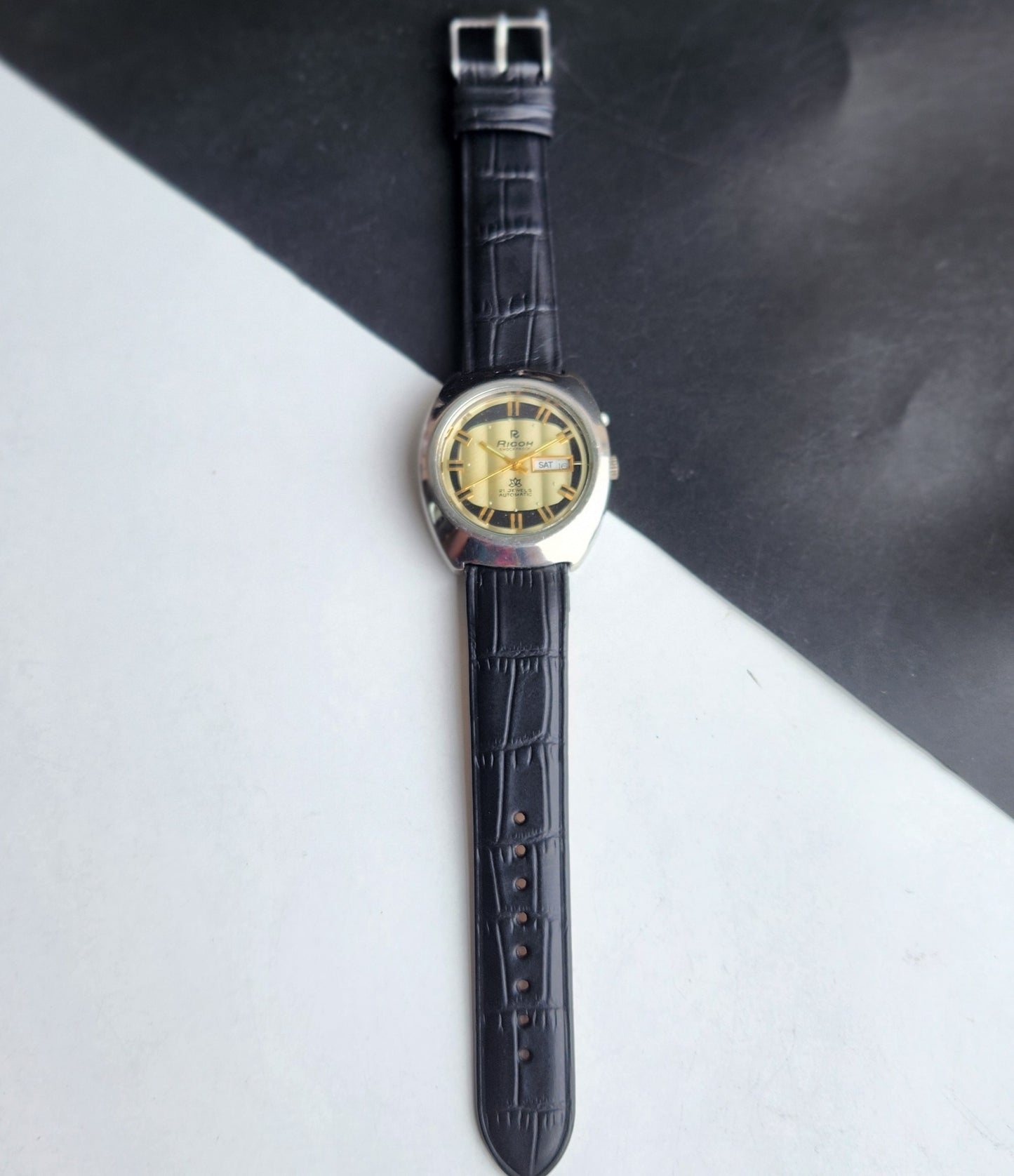 Vintage Original Ricoh R31 Golden Face Automatic 21 Jewels Black Croco Leather Strap Men's Wrist Watch G25