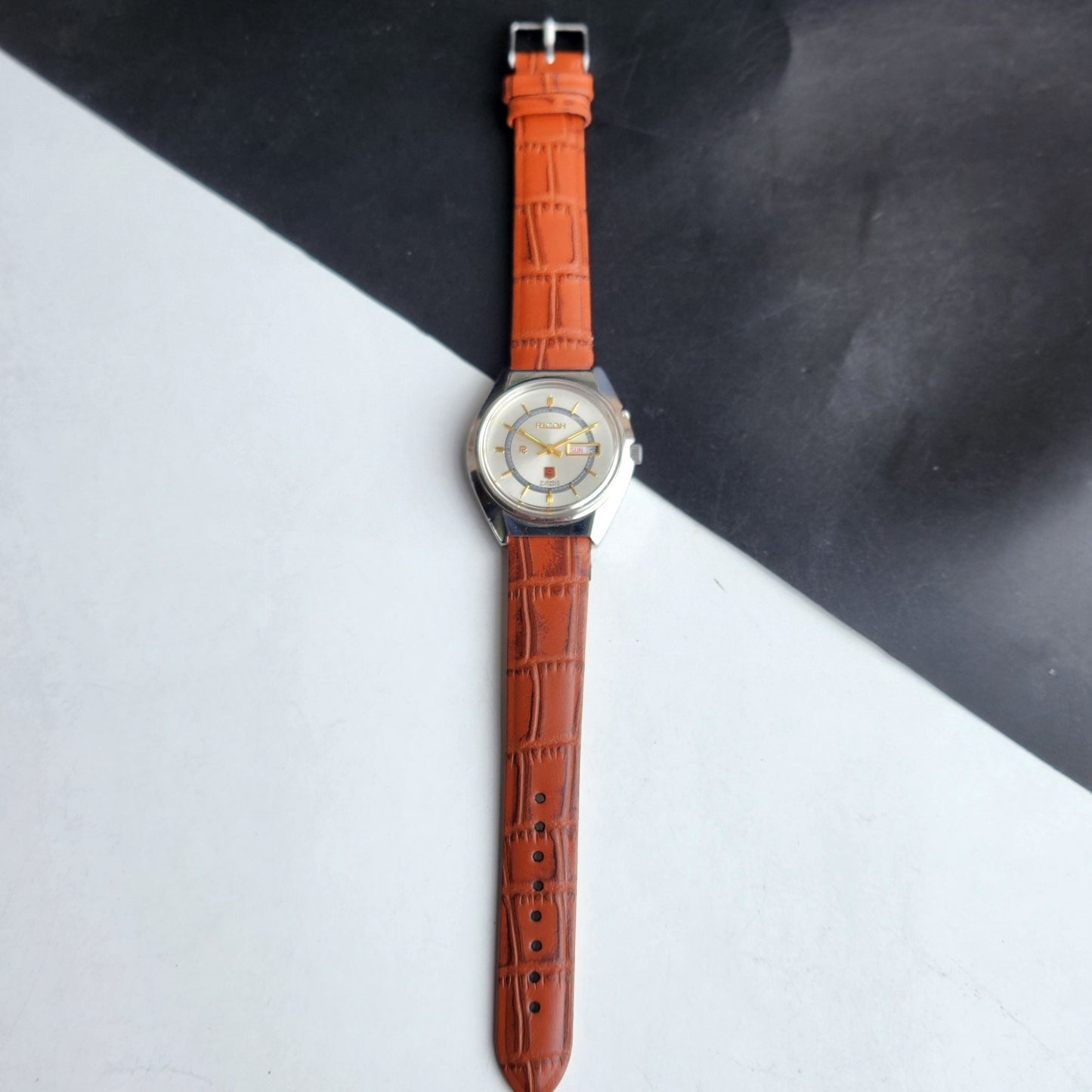 Vintage Original Ricoh R31 Silver Face Automatic 21 Jewels Brown Croco Leather Strap Men's Wrist Watch G27