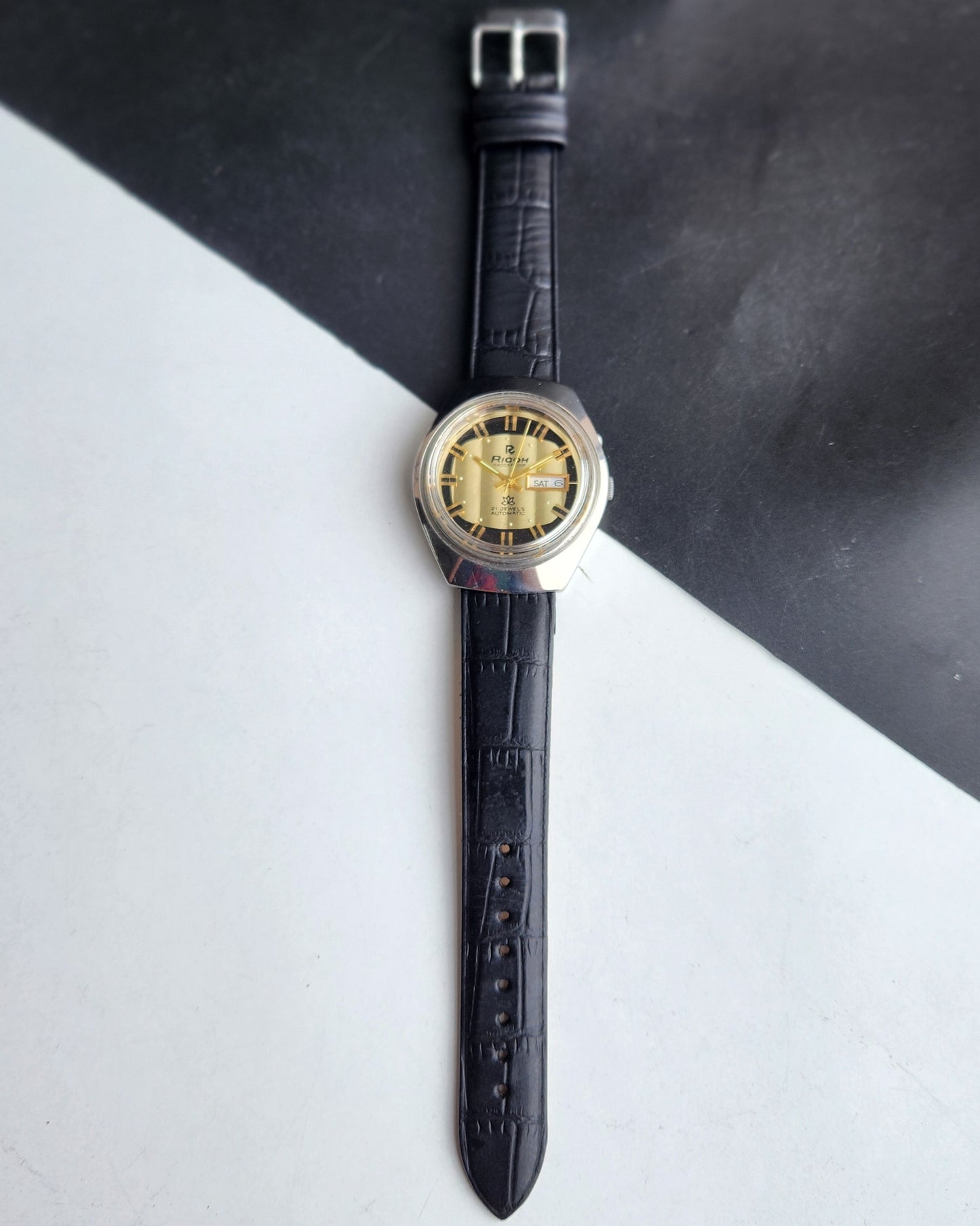 Vintage Original Ricoh R31 Golden Face Automatic 21 Jewels Black Croco Leather Strap Men's Wrist Watch G28