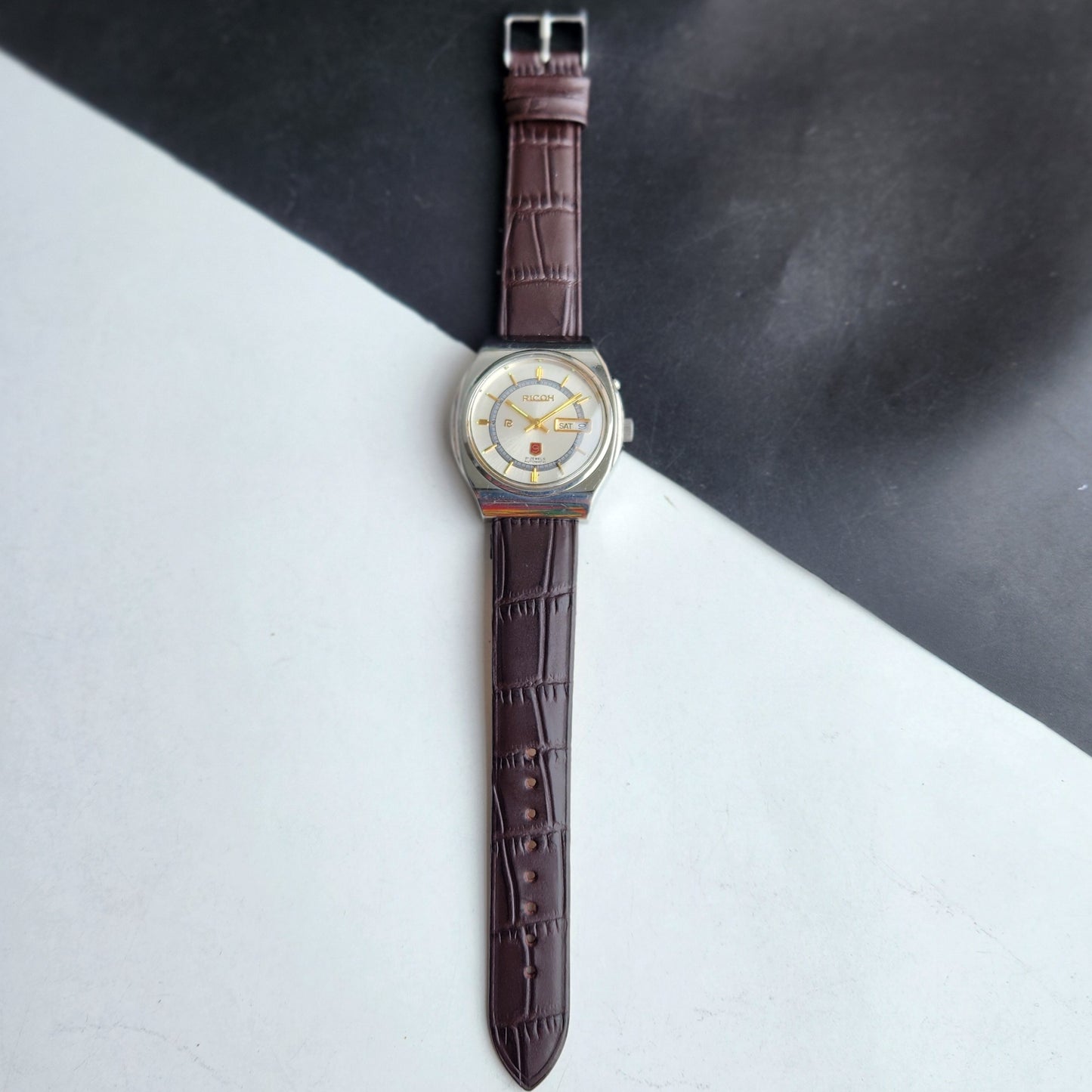 Vintage Original Ricoh R31 Silver Face Automatic 21 Jewels Brown Croco Leather Strap Men's Wrist Watch G30