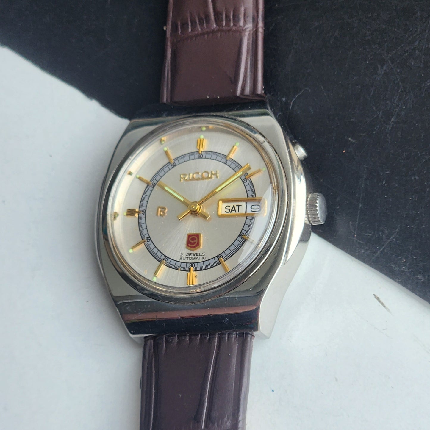 Vintage Original Ricoh R31 Silver Face Automatic 21 Jewels Brown Croco Leather Strap Men's Wrist Watch G30