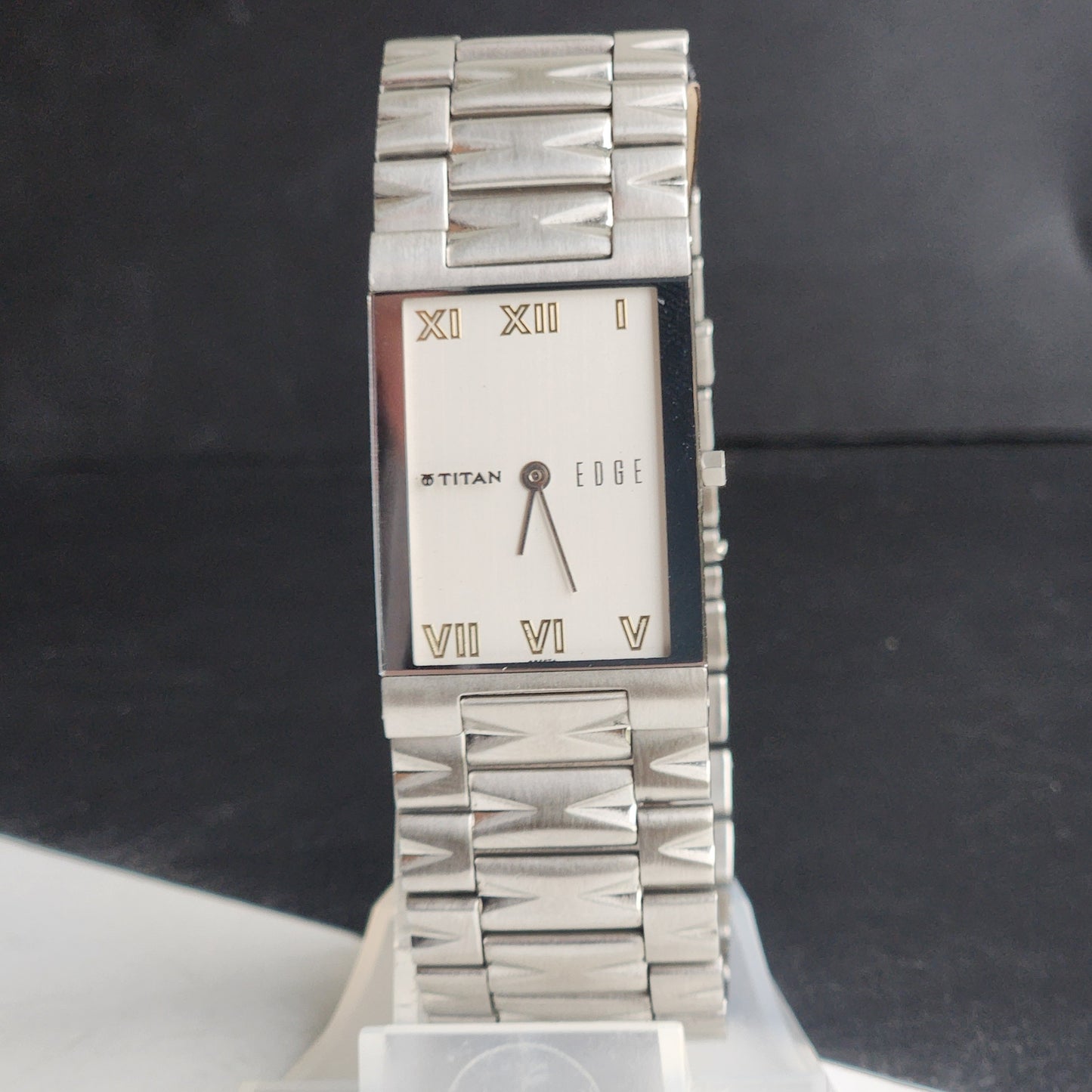 Original TITAN EDGE 1296SBB31 Rectangular White Face 23MM Case Men's Watch G88