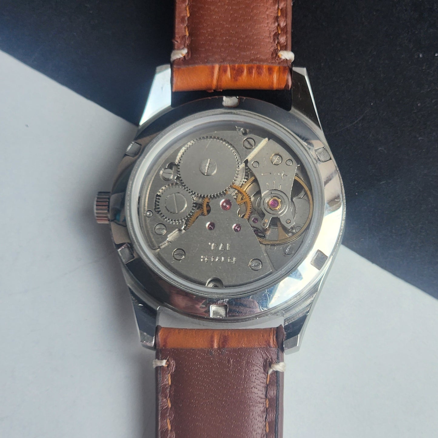 Vintage MOD HMT Janata Devanagari Hand Winding 17 Jewels Mustard Face 35MM Silver Case Brown Leather Strap Men's Wrist Watch G65