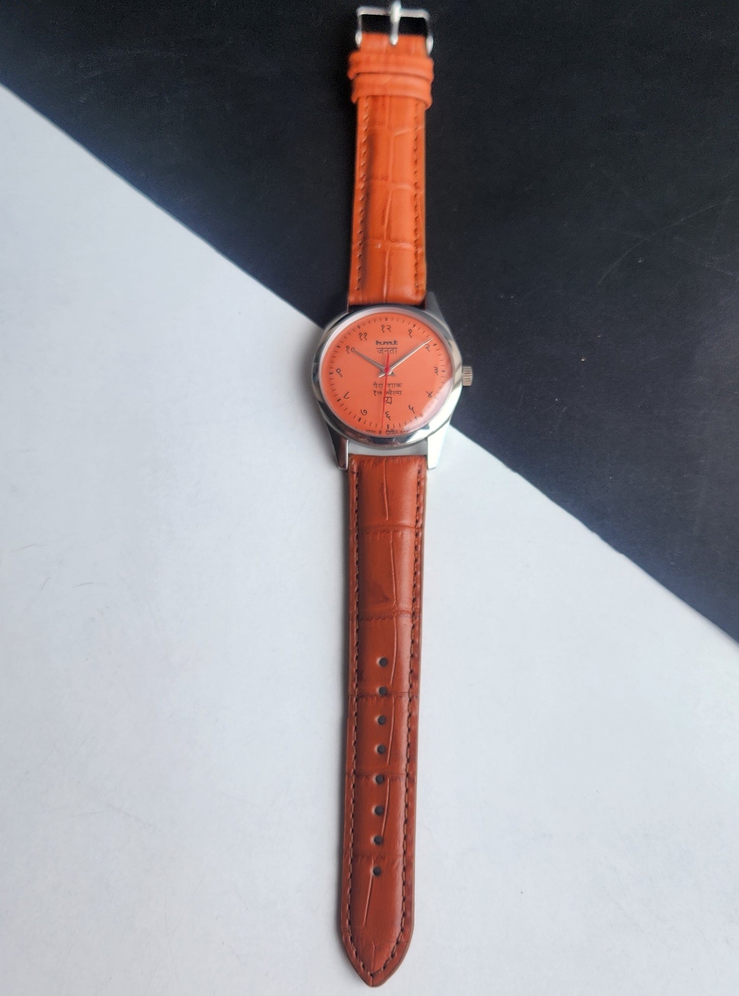 Vintage HMT Janata Devanagari Hand Winding 17 Jewels Peach Face 35MM Silver Case Brown Leather Strap Men's Wrist Watch G68