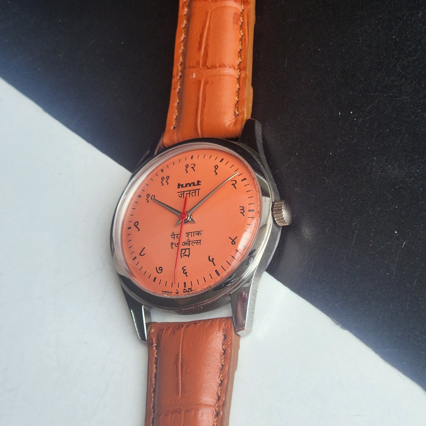 Vintage HMT Janata Devanagari Hand Winding 17 Jewels Peach Face 35MM Silver Case Brown Leather Strap Men's Wrist Watch G68