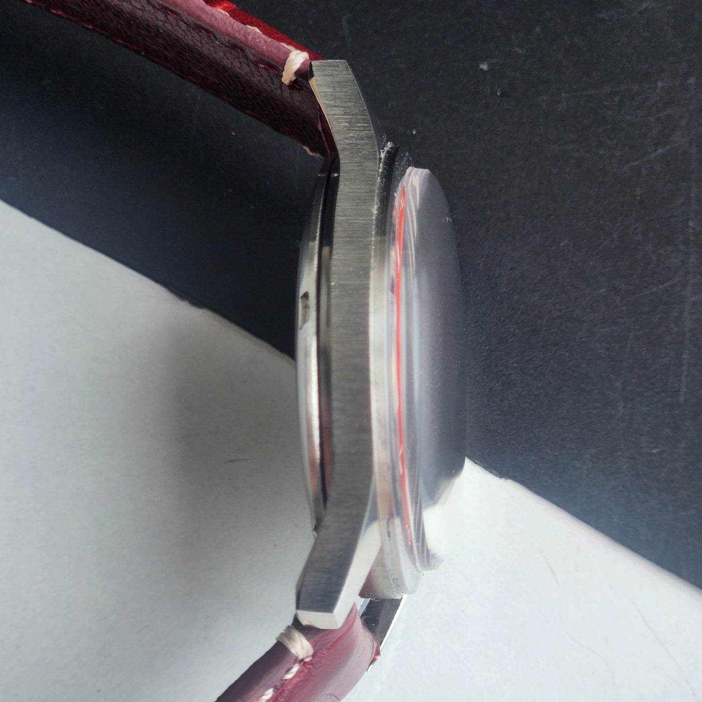Vintage MOD HMT Janata Urdu/Arabic Hand Winding 17 Jewels Red Face 35MM Silver Case Red Leather Strap Men's Wrist Watch G69
