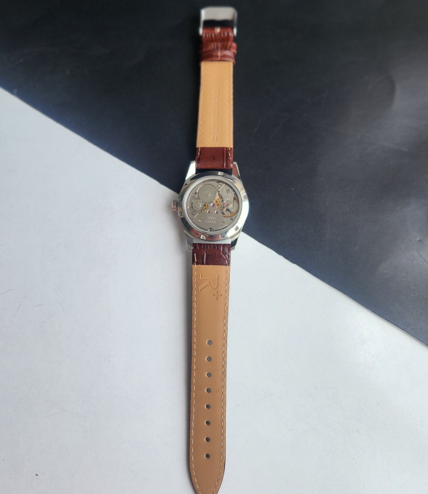 Vintage MOD HMT Janata Urdu/Arabic Hand Winding 17 Jewels White Face 35MM Silver Case Brown Leather Strap Men's Wrist Watch G72