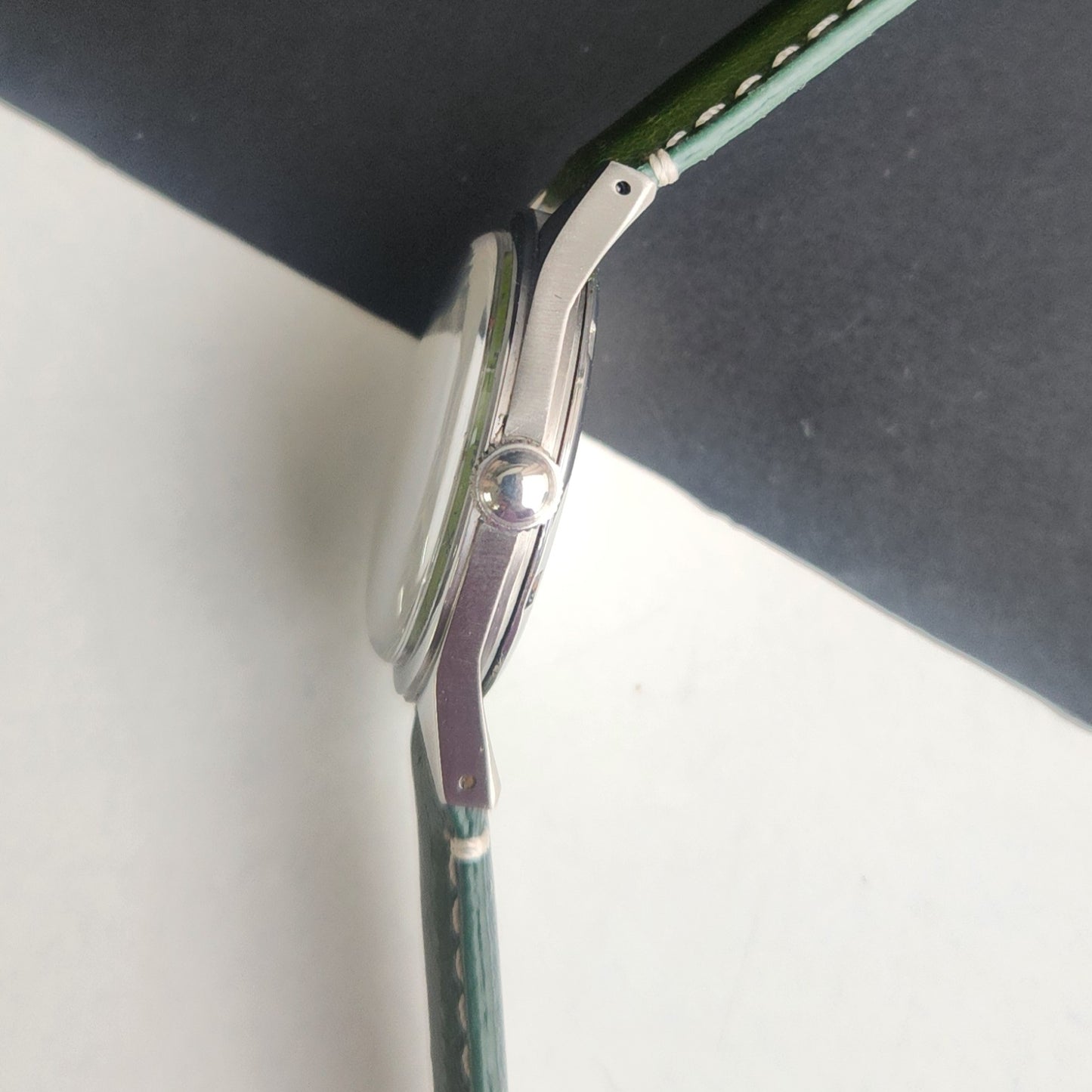 Vintage HMT Janata Devanagari Hand Winding 17 Jewels Green Face 35mm Silver Case Green Leather Strap Men's Wrist Watch G82
