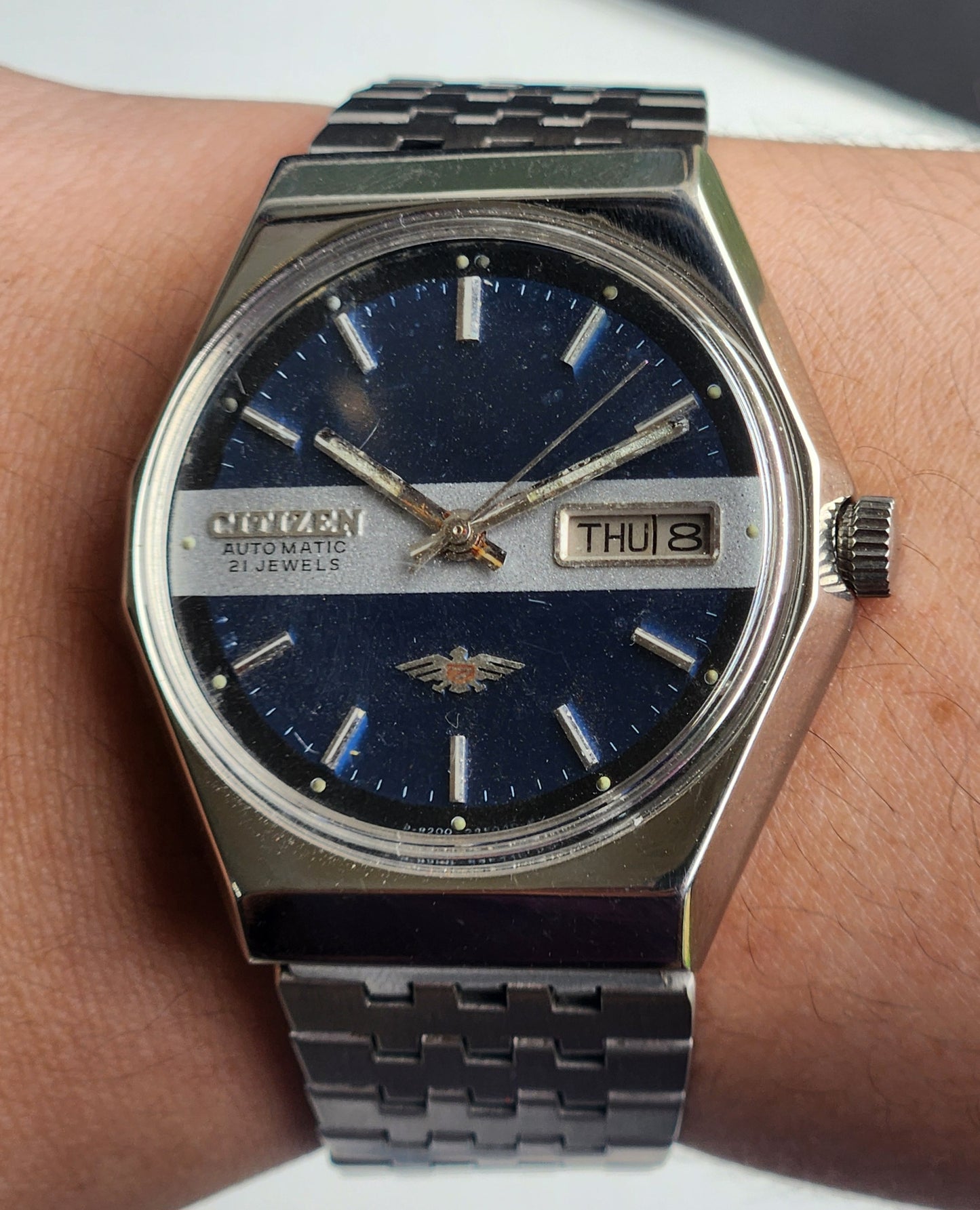 Vintage 1981 Original Citizen Automatic 8200 Blue Face 21 Jewels Day-Date Japanese Men's Wrist Watch ET02