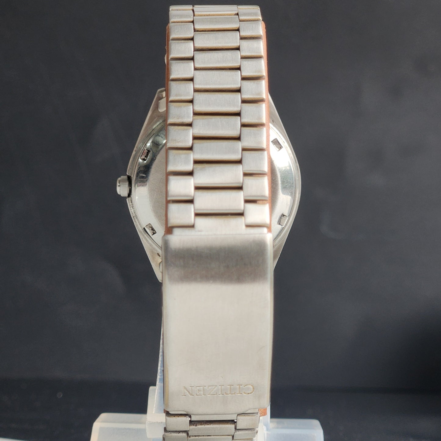 Vintage 1986 Original Citizen Automatic 8200 Grey Face 21 Jewels Day-Date Japanese Men's Wrist Watch ET07