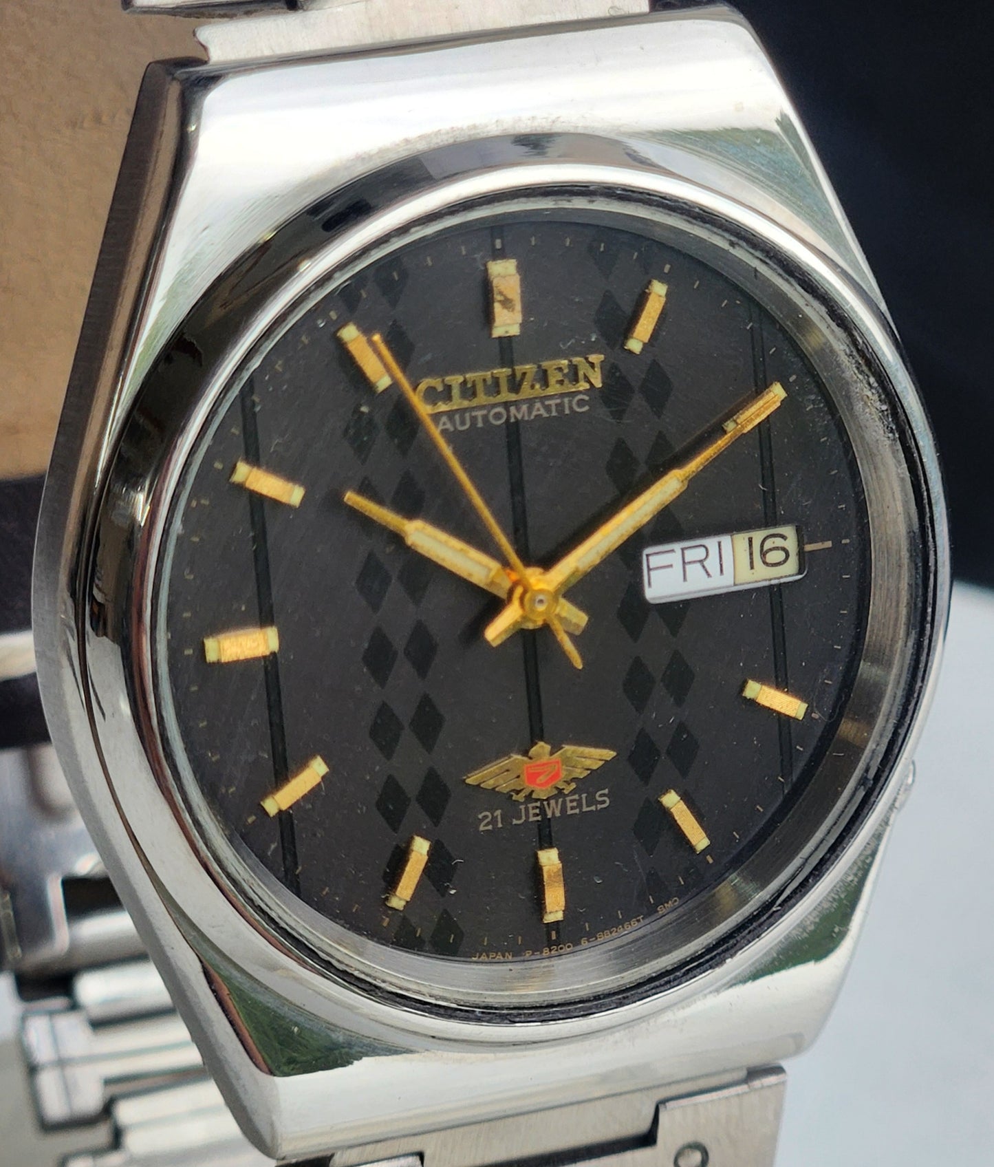 Vintage 1989 Original Citizen Automatic 8200 Black Face 21 Jewels Day-Date Japanese Men's Wrist Watch ET13