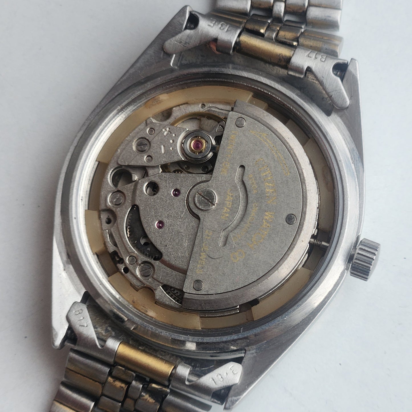 Vintage 1980 Original Citizen Automatic 8200 Grey Face 21 Jewels Day-Date Japanese Men's Wrist Watch ET15
