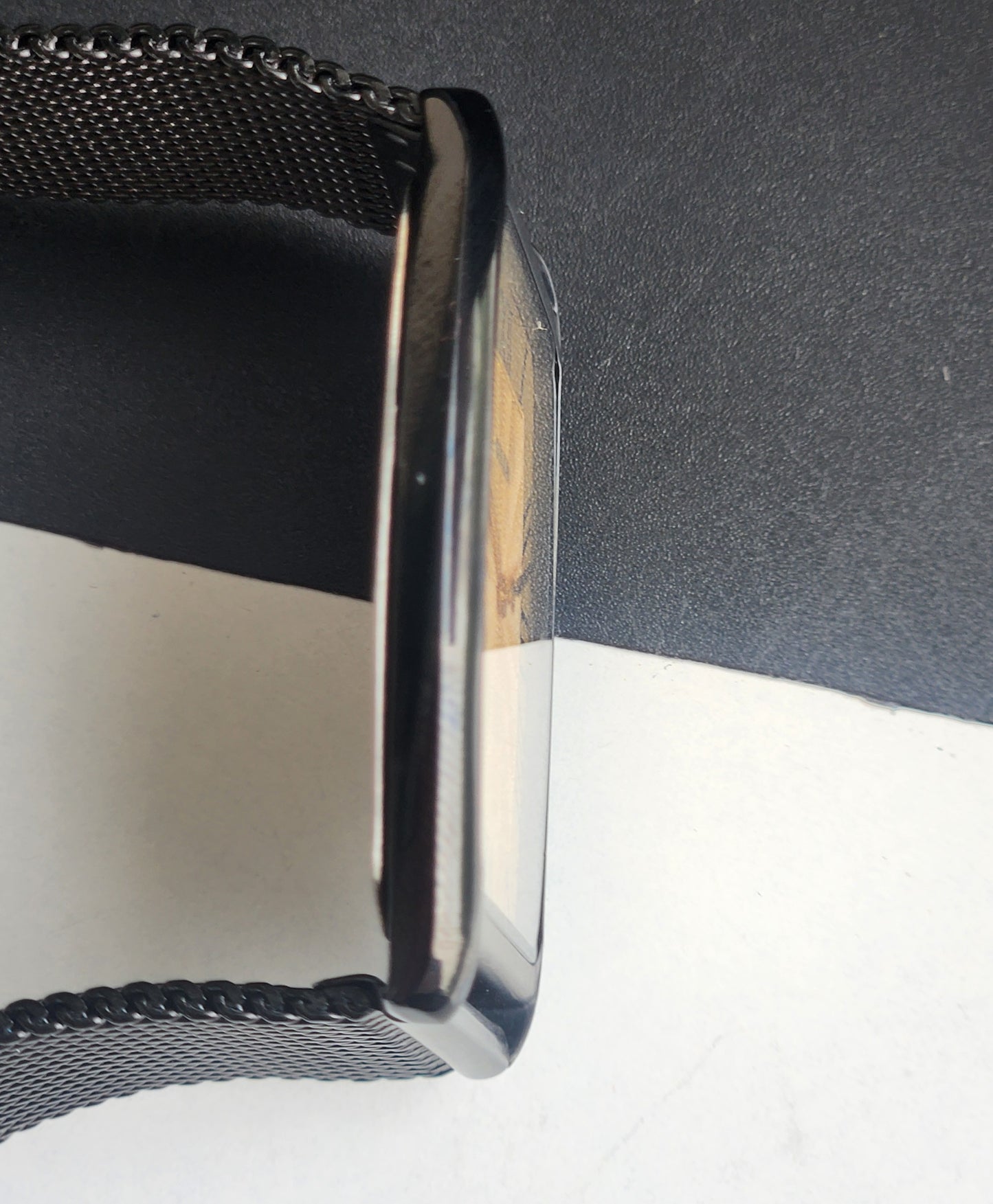 Original TITAN EDGE 1596NCA31 Barrel Golden Face 33MM Case Men's Watch G90