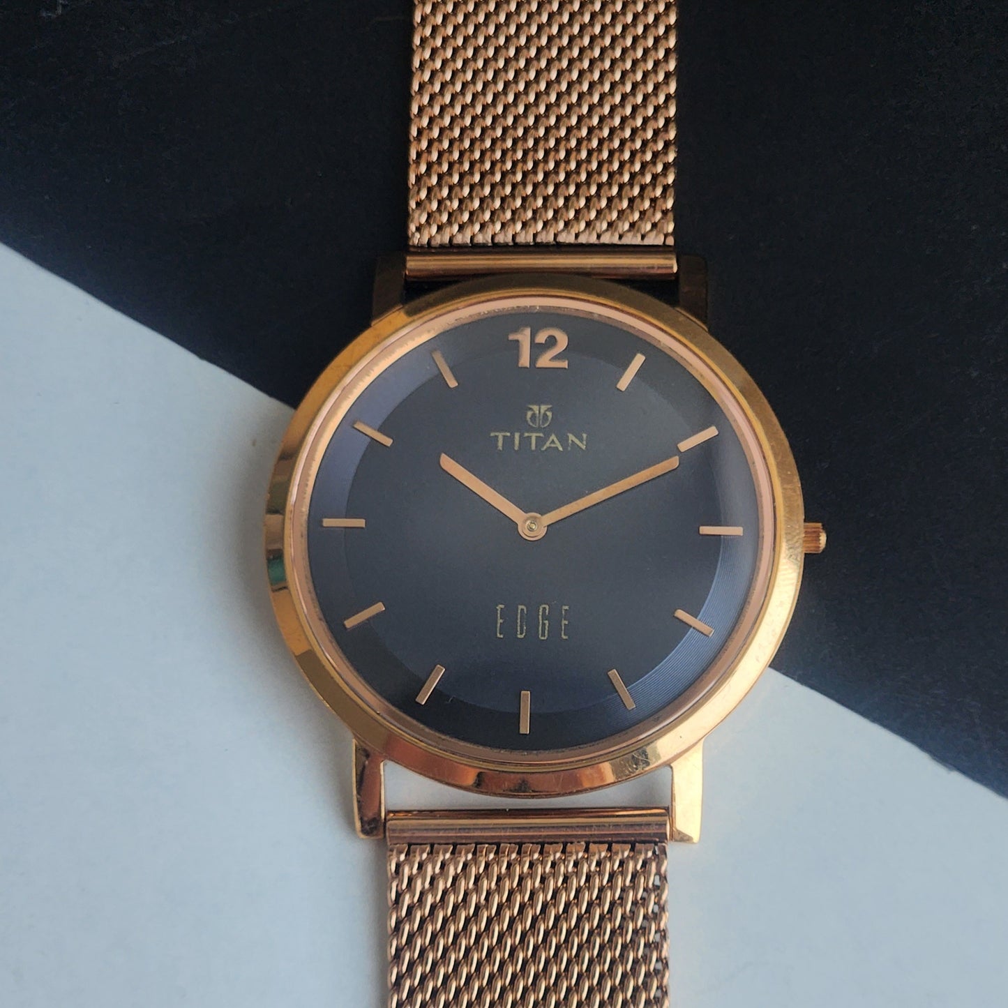 Original TITAN EDGE 1595YAB33 Round Blue Face 38MM Case Men's Watch G94