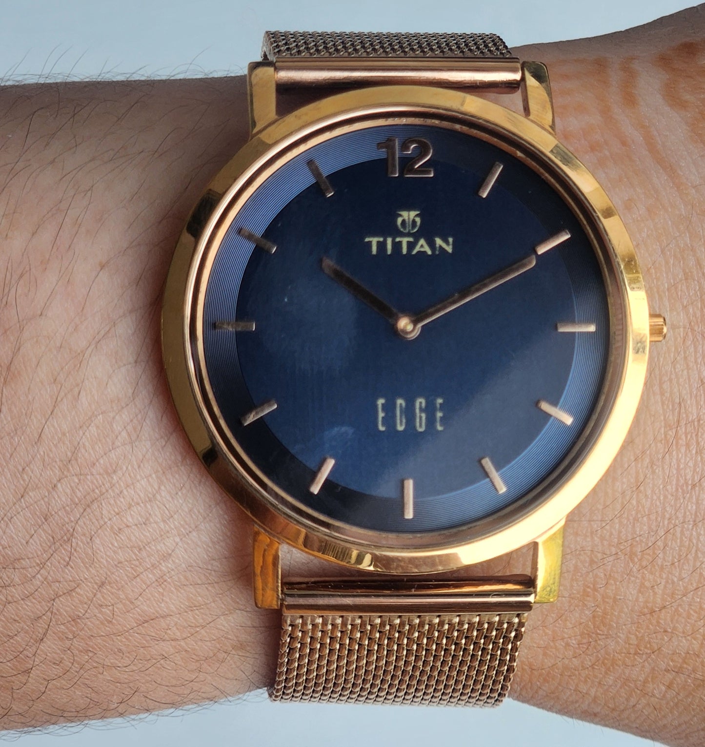 Original TITAN EDGE 1595YAB33 Round Blue Face 38MM Case Men's Watch G94