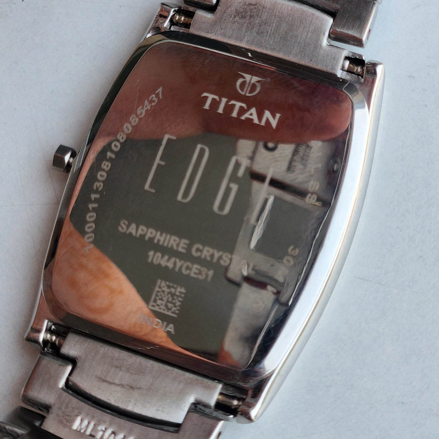 Original TITAN EDGE 1044YCE31 Barrel Black Face 38MM Case Men's Watch G98