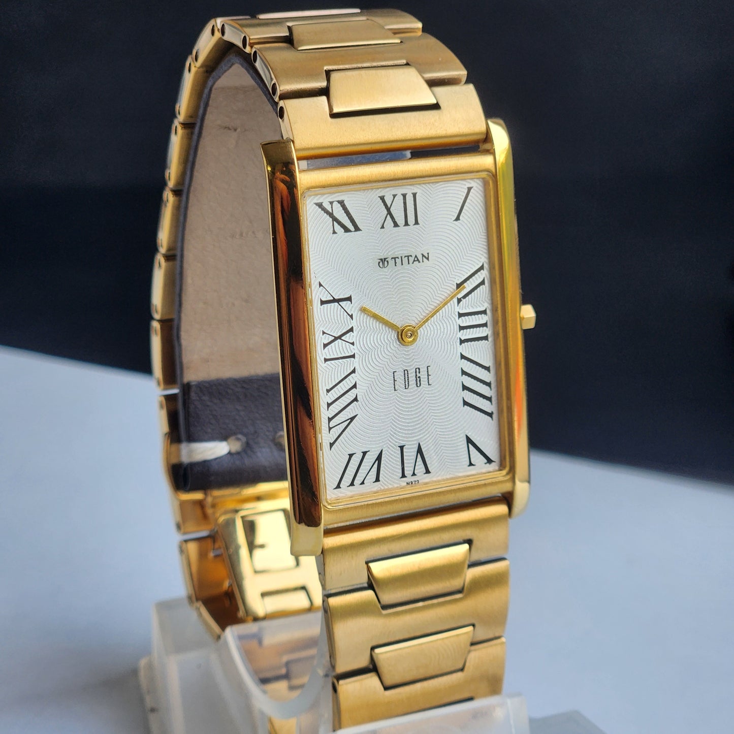 Original TITAN EDGE 1514YAA Rectangular White Face 28MM Case Men's Watch G99