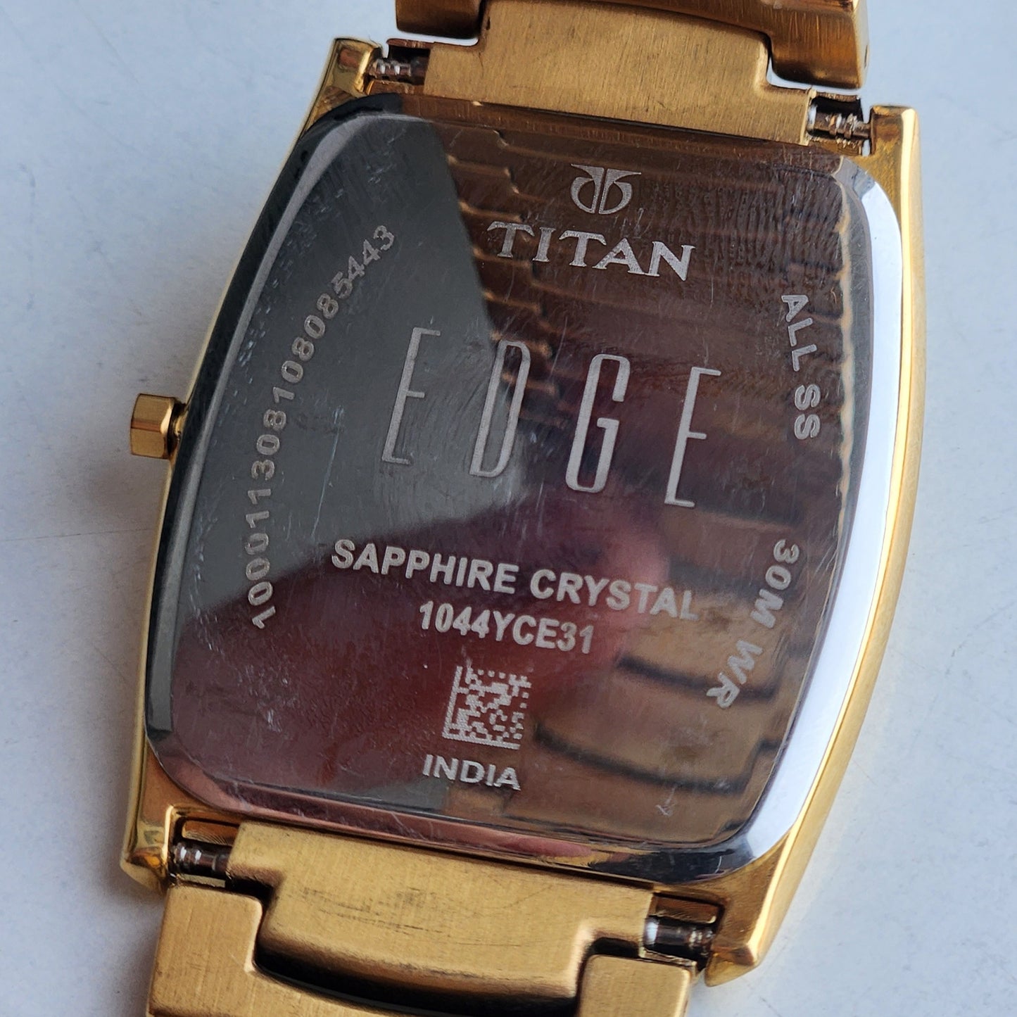 Original TITAN EDGE 1044YCE31 Barrel Black Face 30MM Case Men's Watch H02