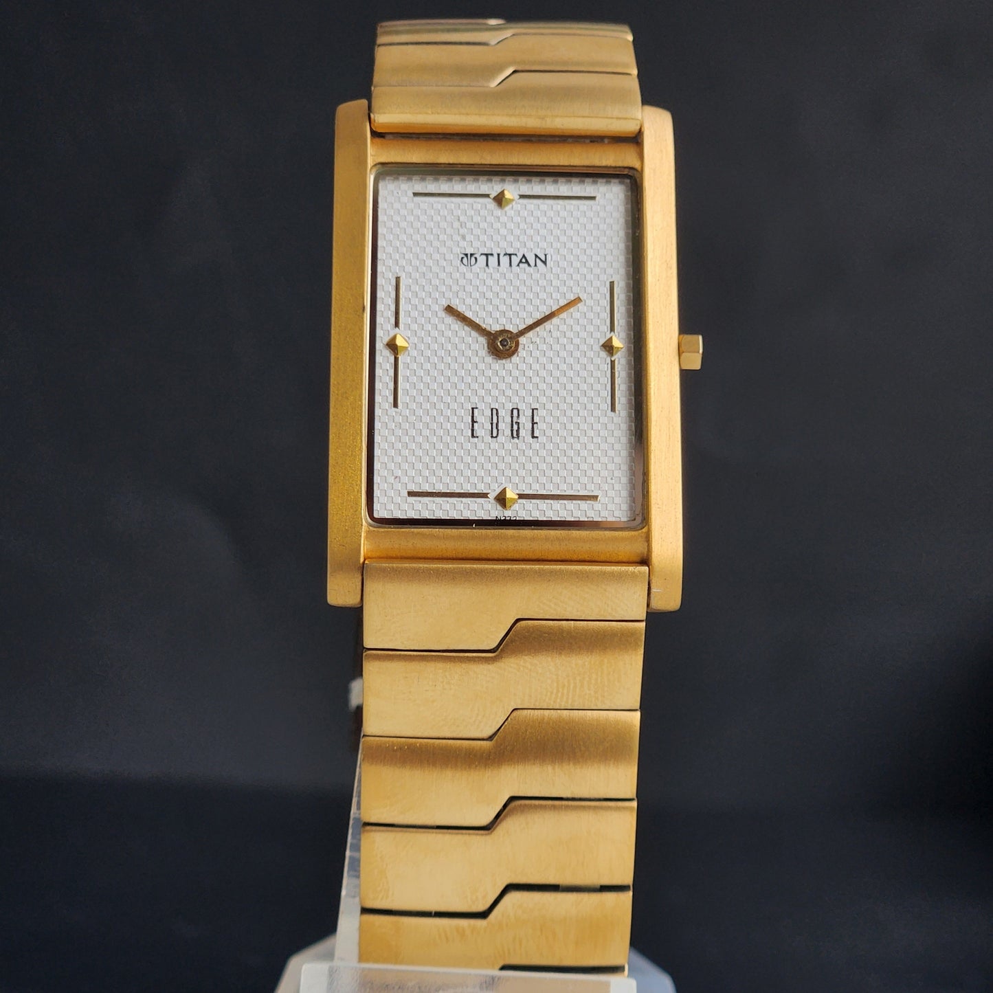 Original TITAN EDGE 1043YCA Rectangular White Face 25MM Case Men's Watch H05