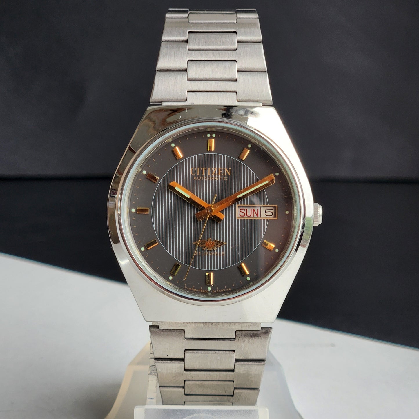 Vintage 1987 Original Citizen Automatic 8200 Grey Face 21 Jewels Day-Date Japanese Men's Wrist Watch ET16